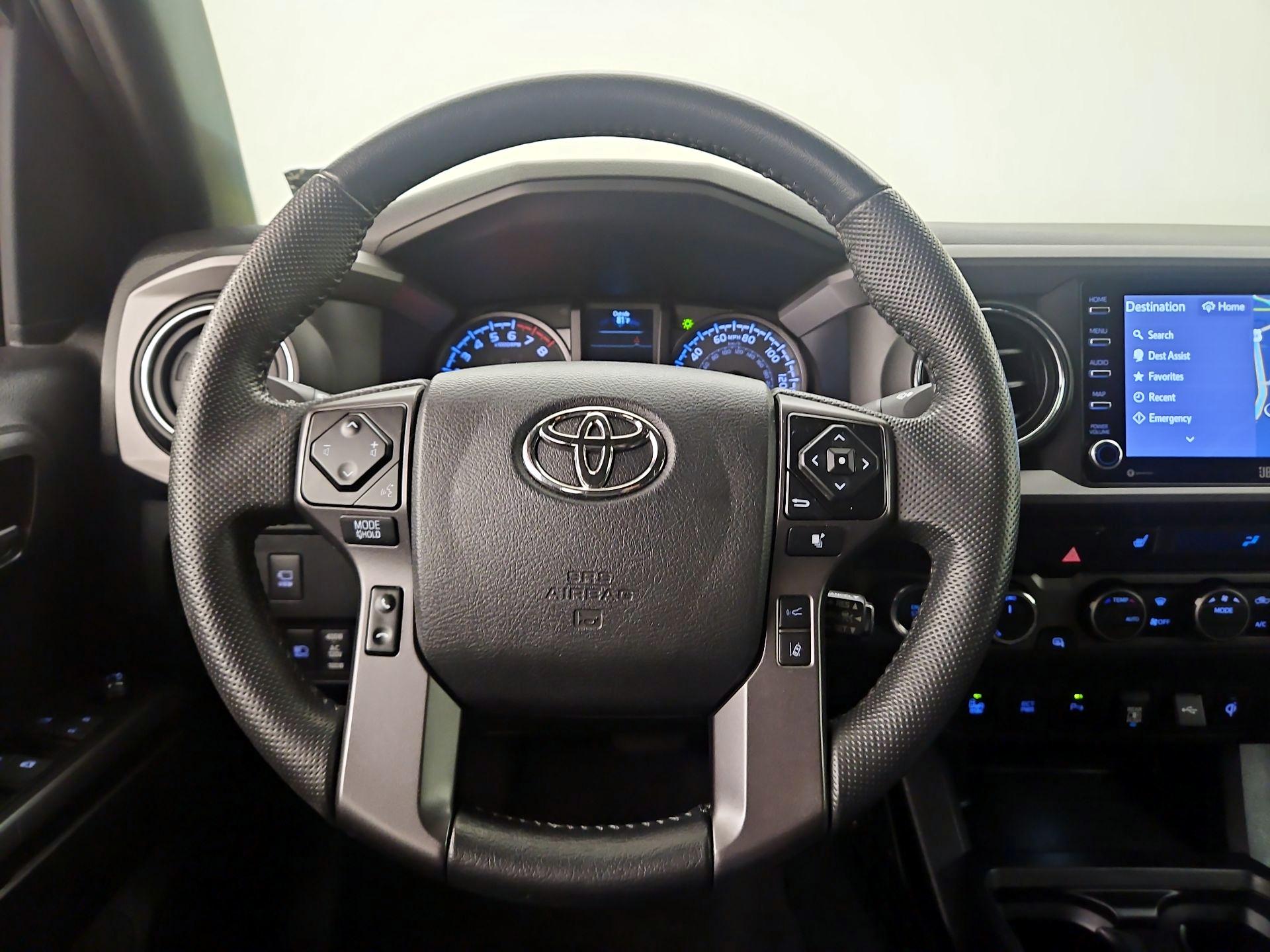 Thumbnail: 2022 Toyota Tacoma - 10