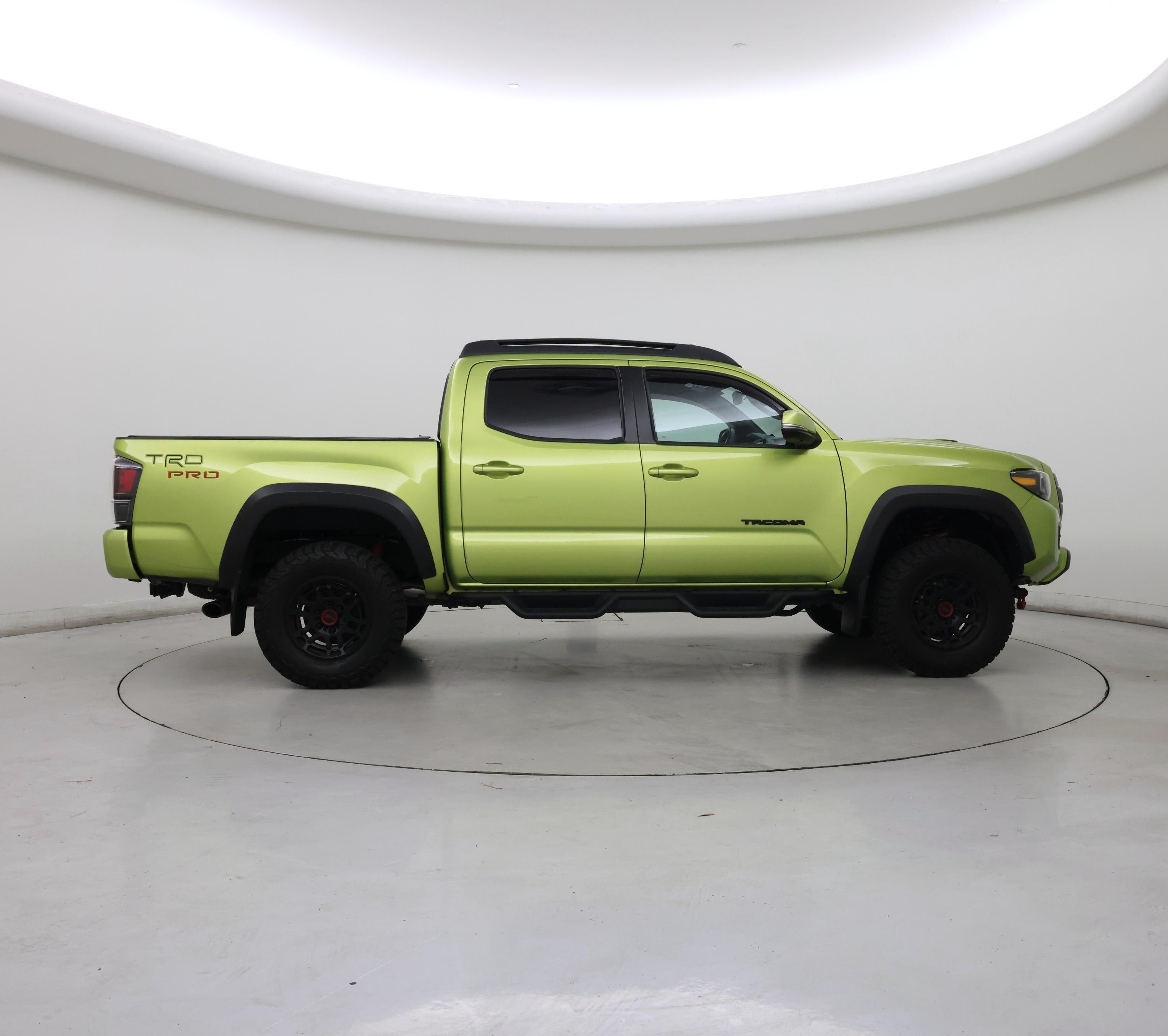 Thumbnail: 2022 Toyota Tacoma - 7