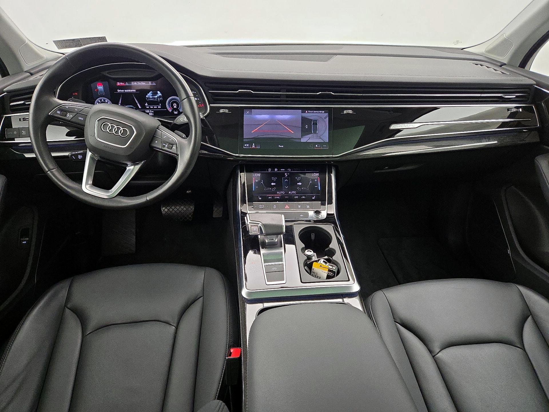 Thumbnail: 2023 Audi Q7 - 9