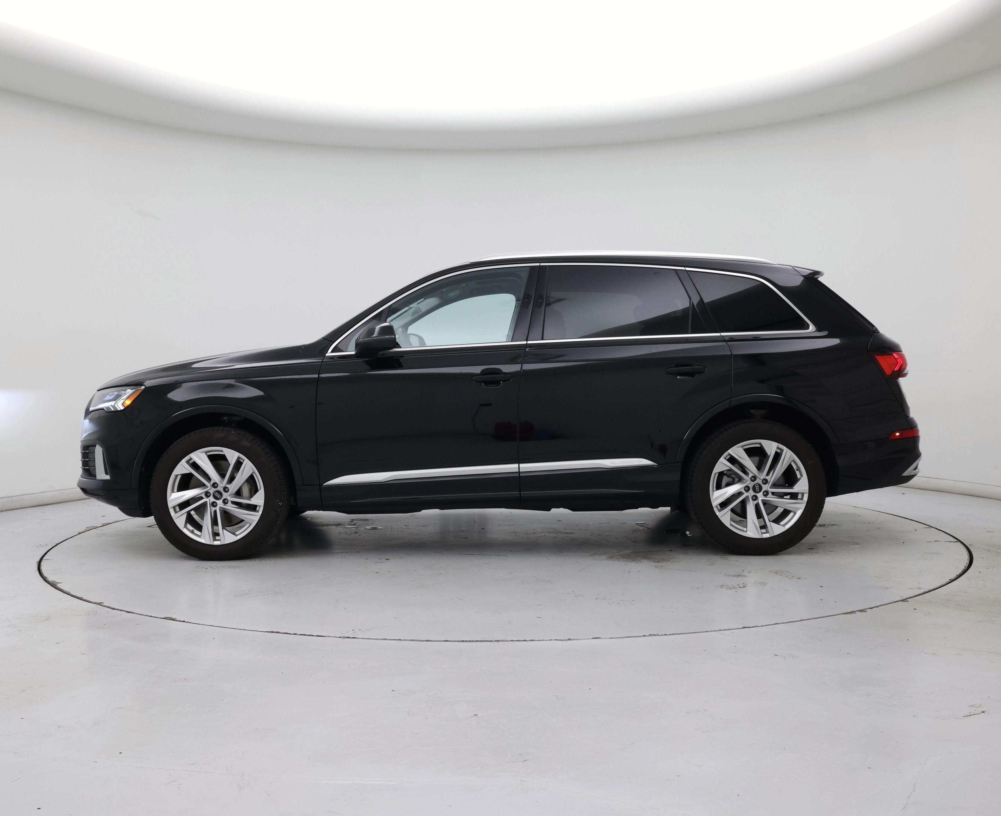 Thumbnail: 2023 Audi Q7 - 3
