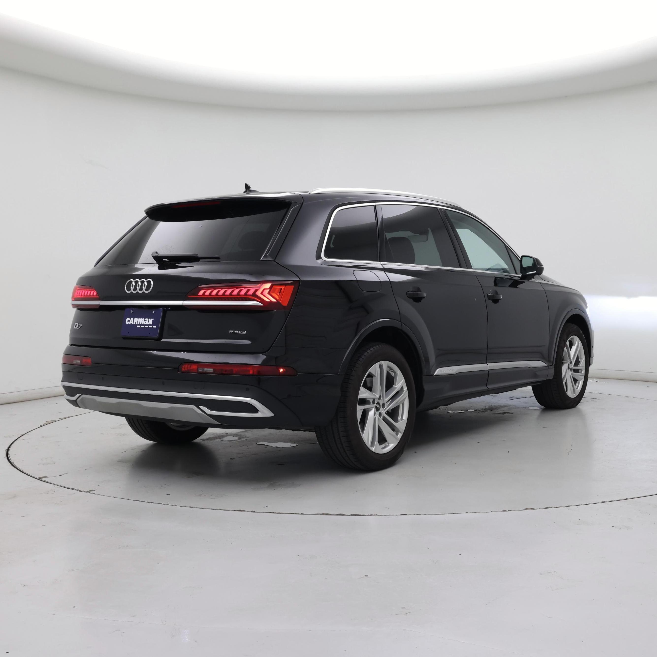 Thumbnail: 2023 Audi Q7 - 8