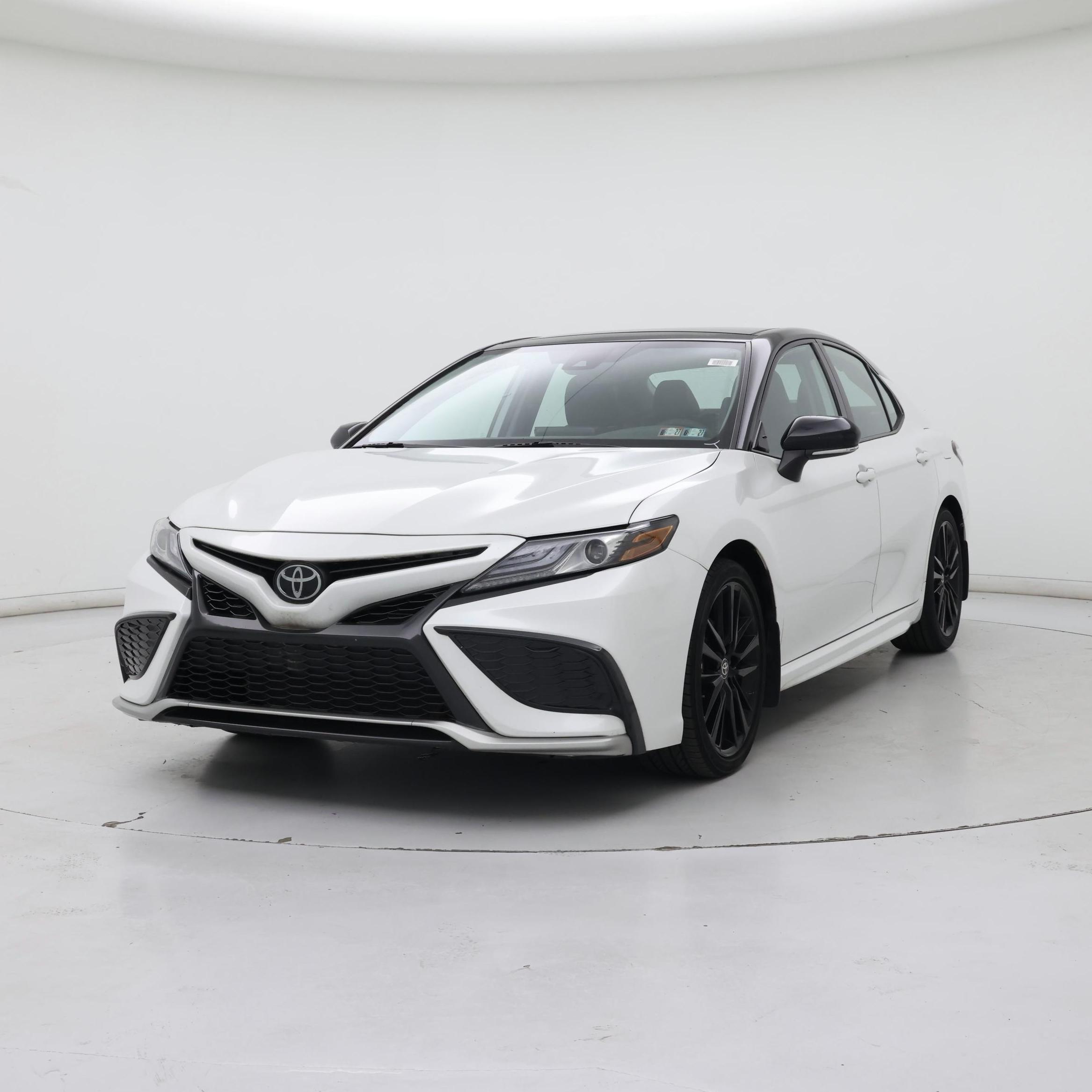 Thumbnail: 2023 Toyota Camry - 4