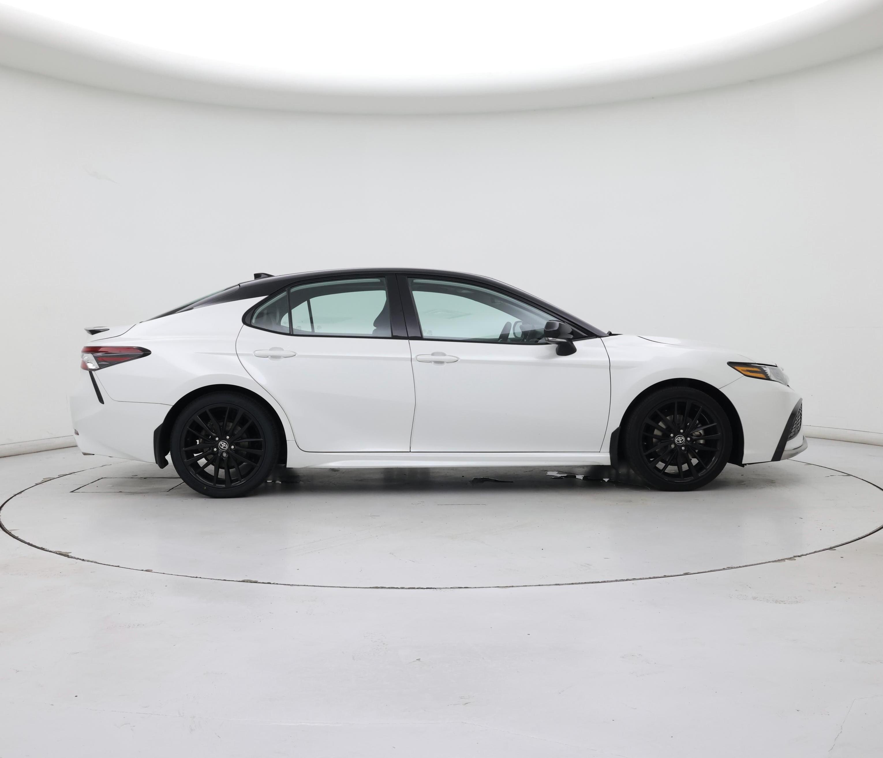 Thumbnail: 2023 Toyota Camry - 7