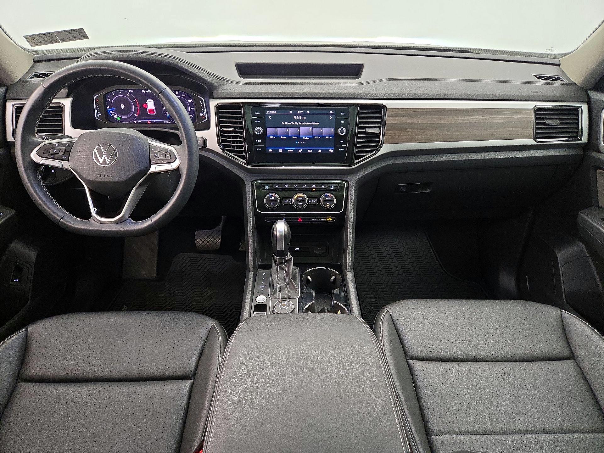 Thumbnail: 2023 Volkswagen Atlas - 9