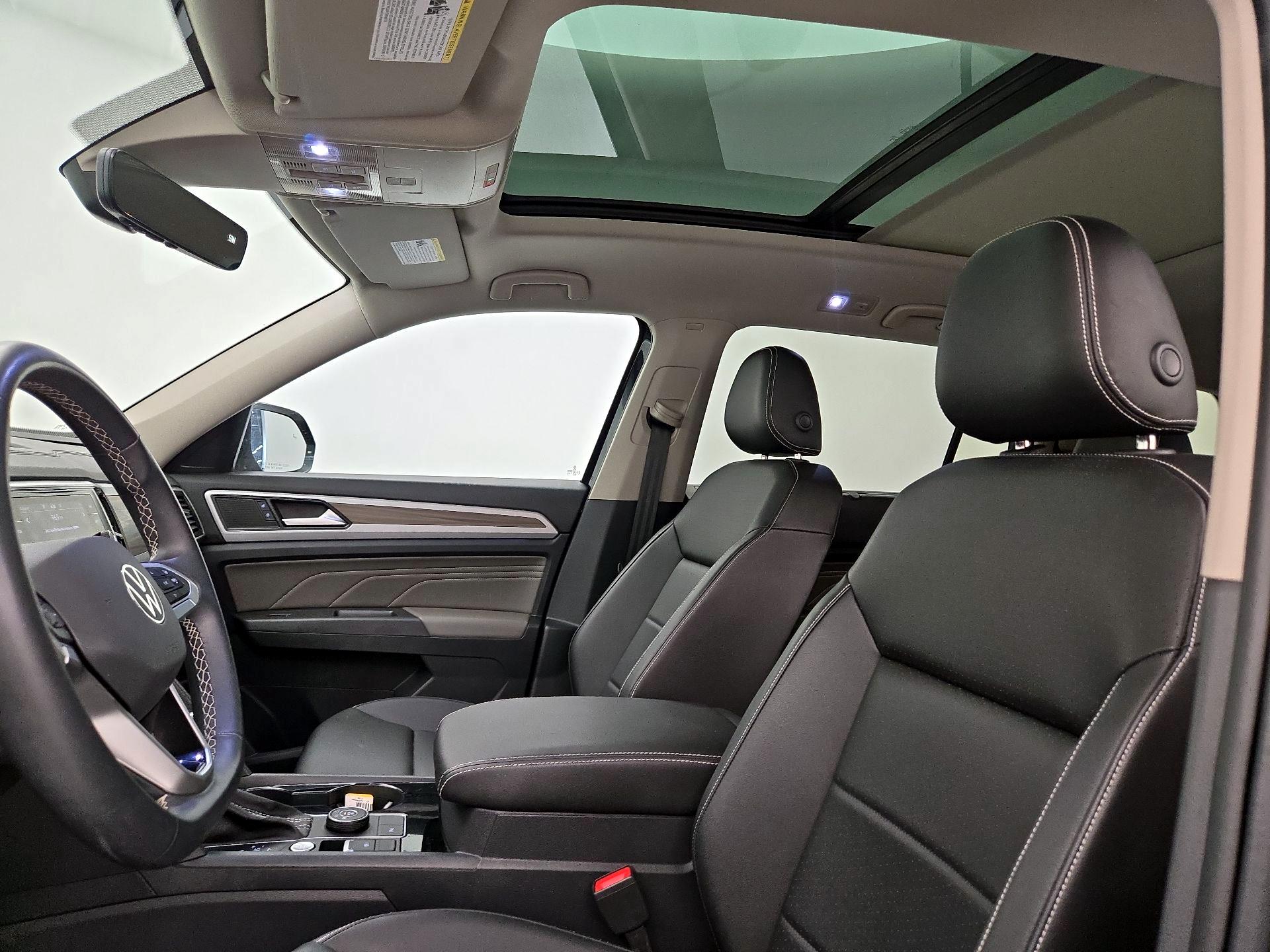 Thumbnail: 2023 Volkswagen Atlas - 19
