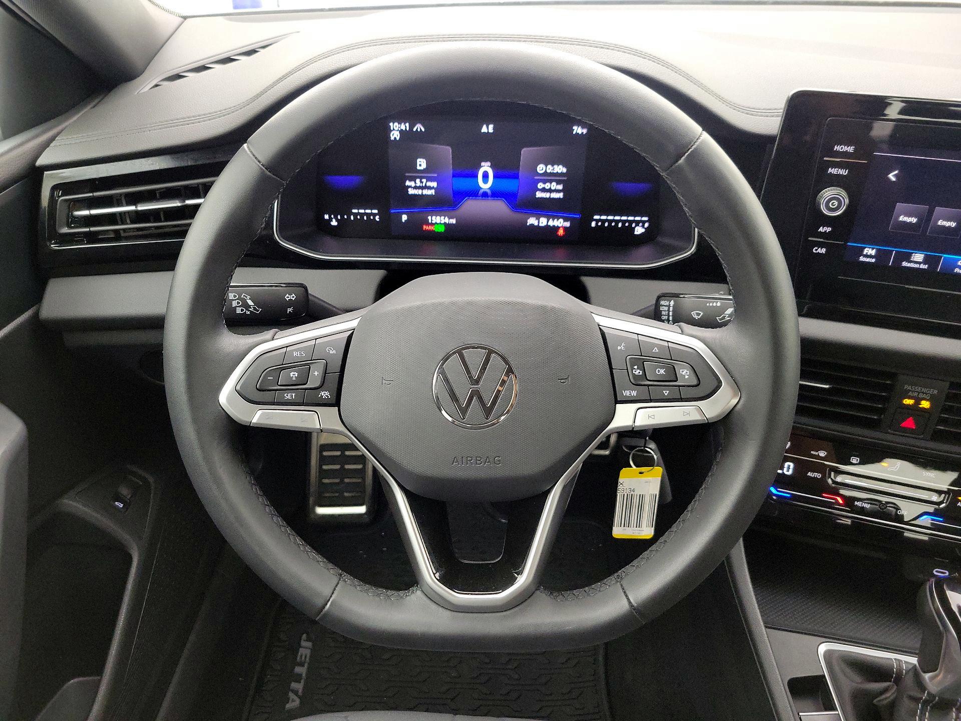Thumbnail: 2025 Volkswagen Jetta - 10