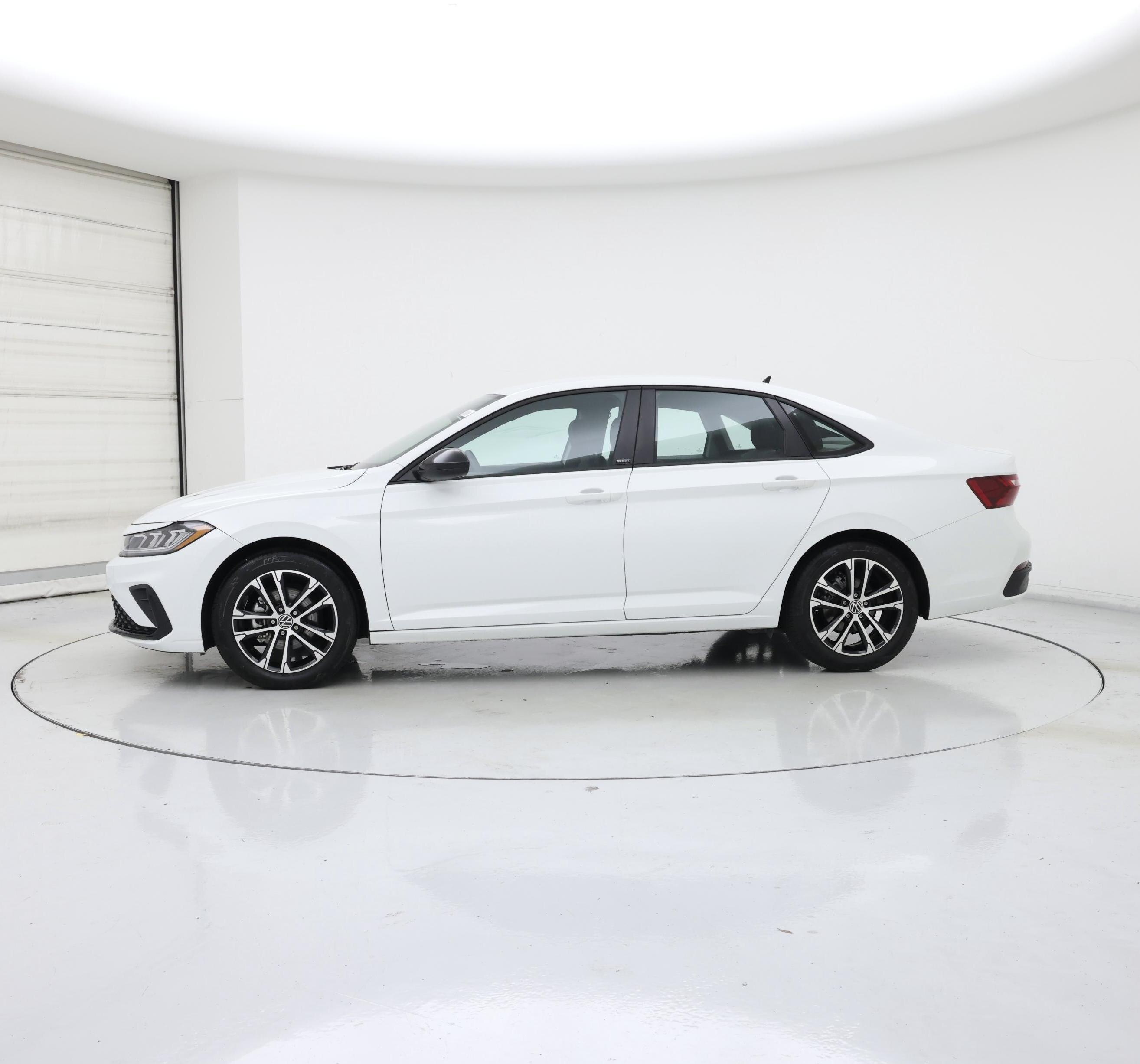 Thumbnail: 2025 Volkswagen Jetta - 3