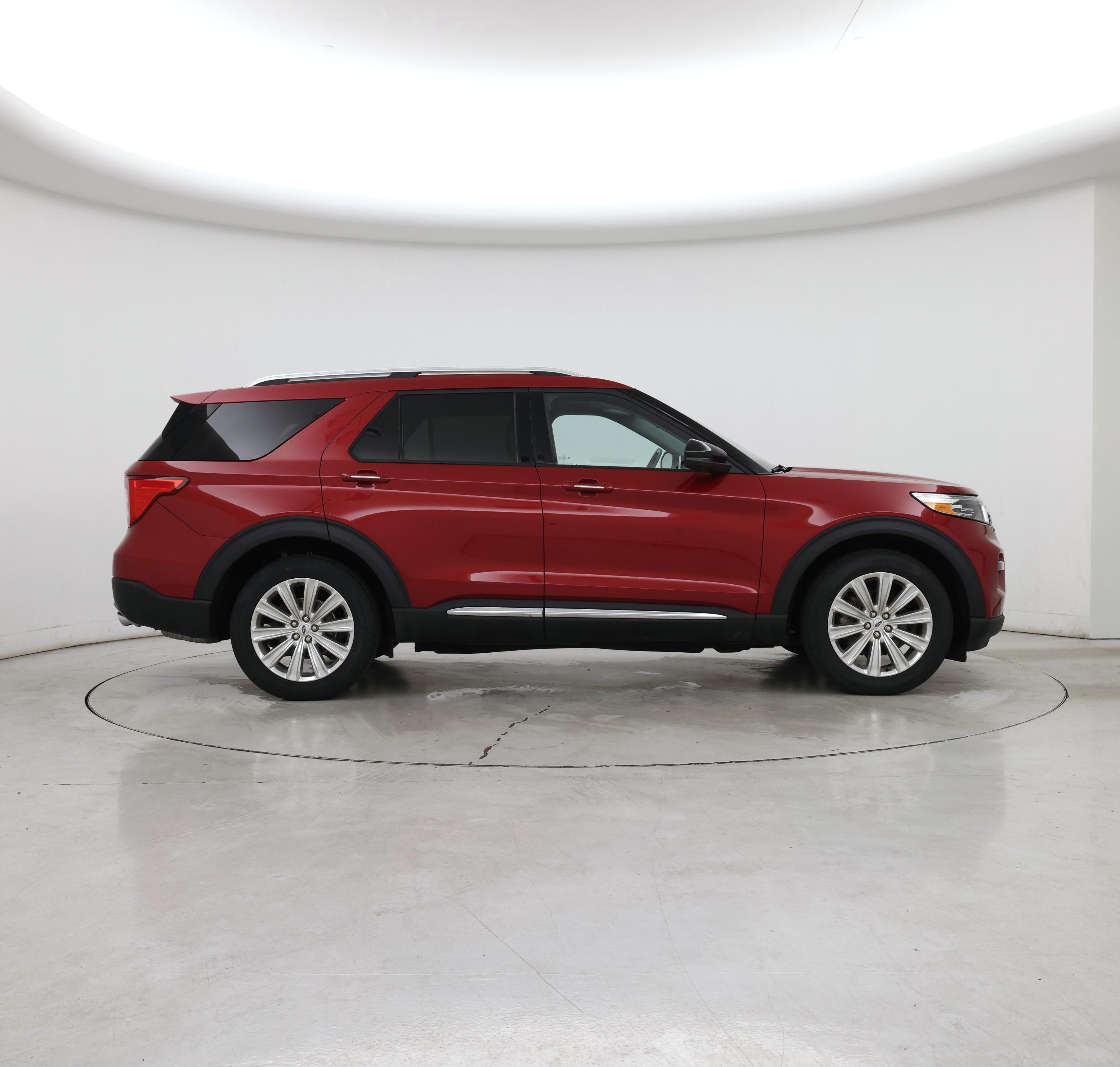 Thumbnail: 2022 Ford Explorer - 7