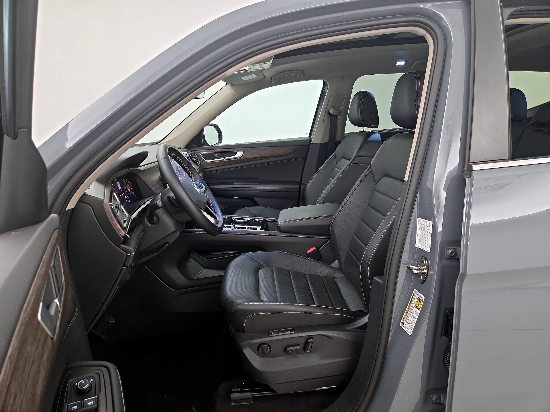 Thumbnail: 2025 Volkswagen Atlas - 11
