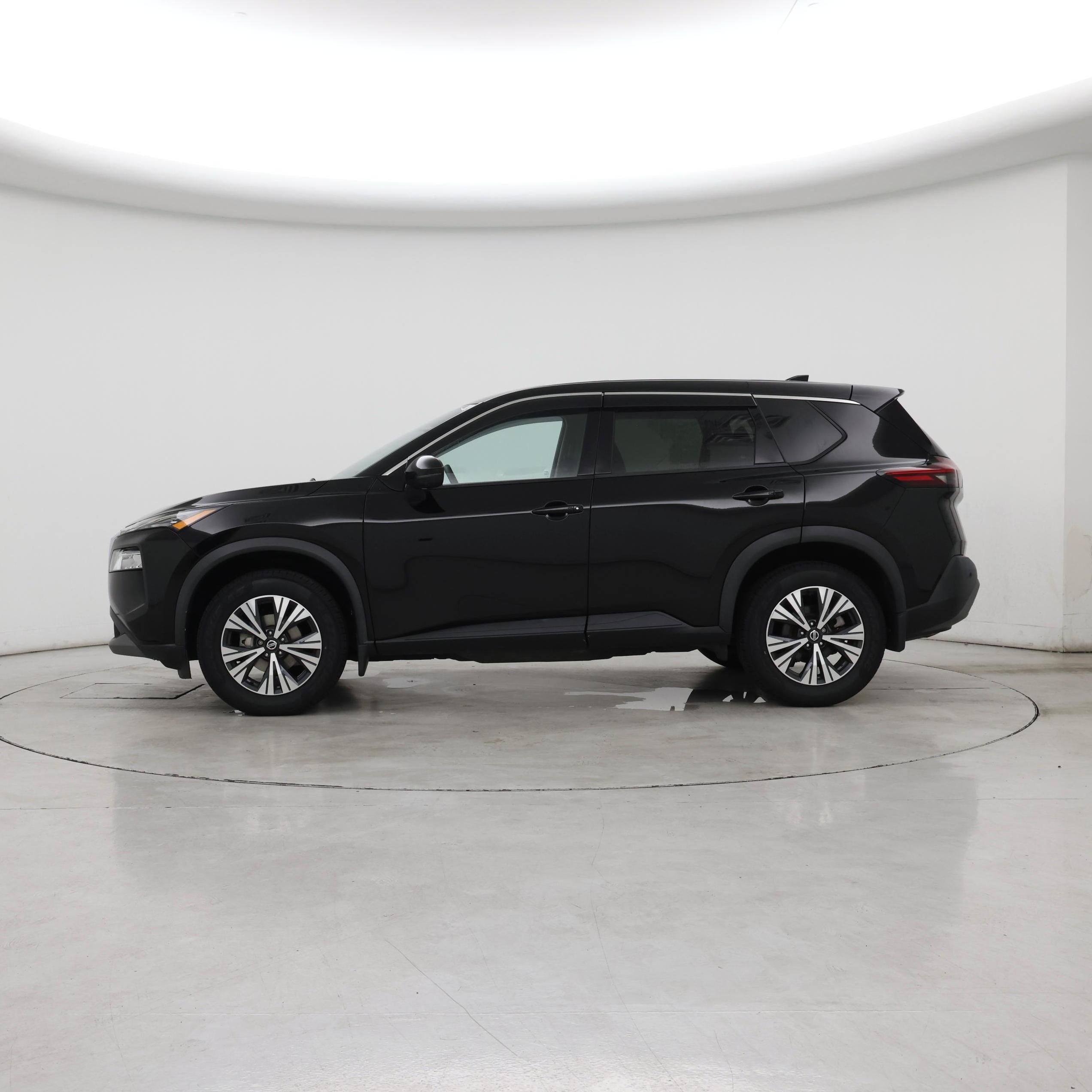 Thumbnail: 2021 Nissan Rogue - 3