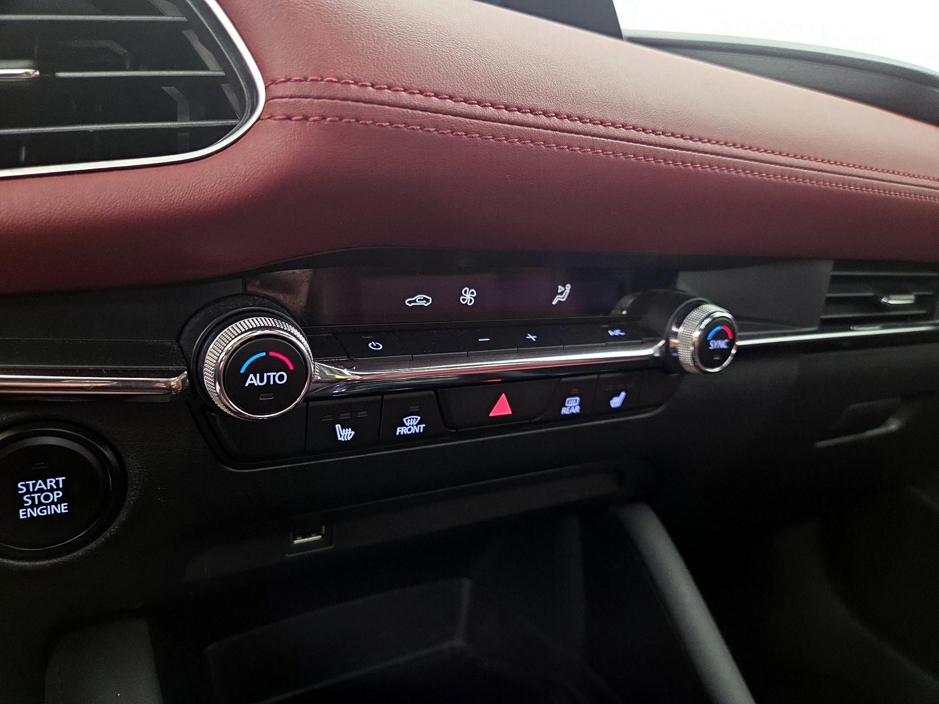 Thumbnail: 2020 Mazda Mazda3 - 17