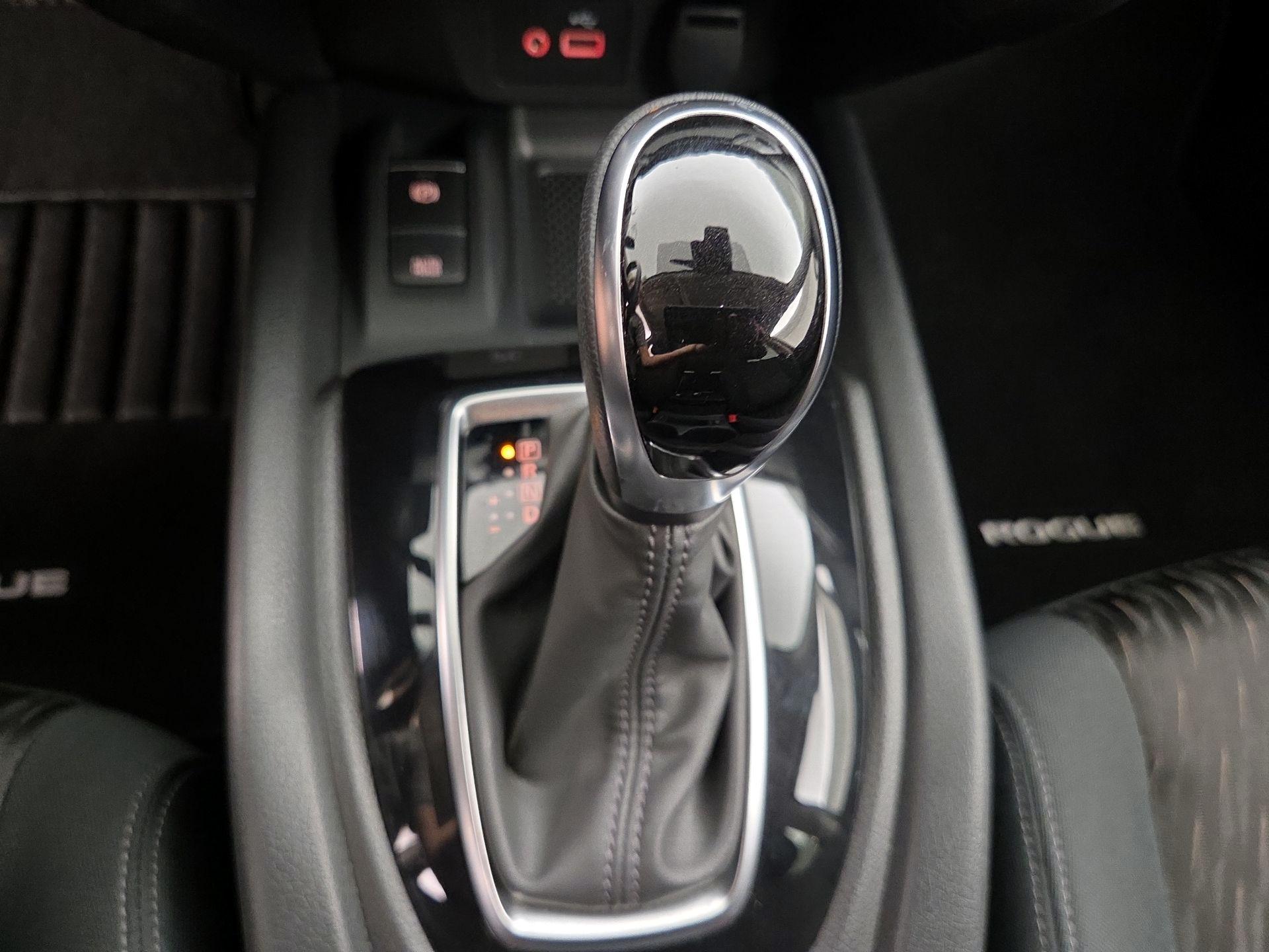 Thumbnail: 2020 Nissan Rogue - 18