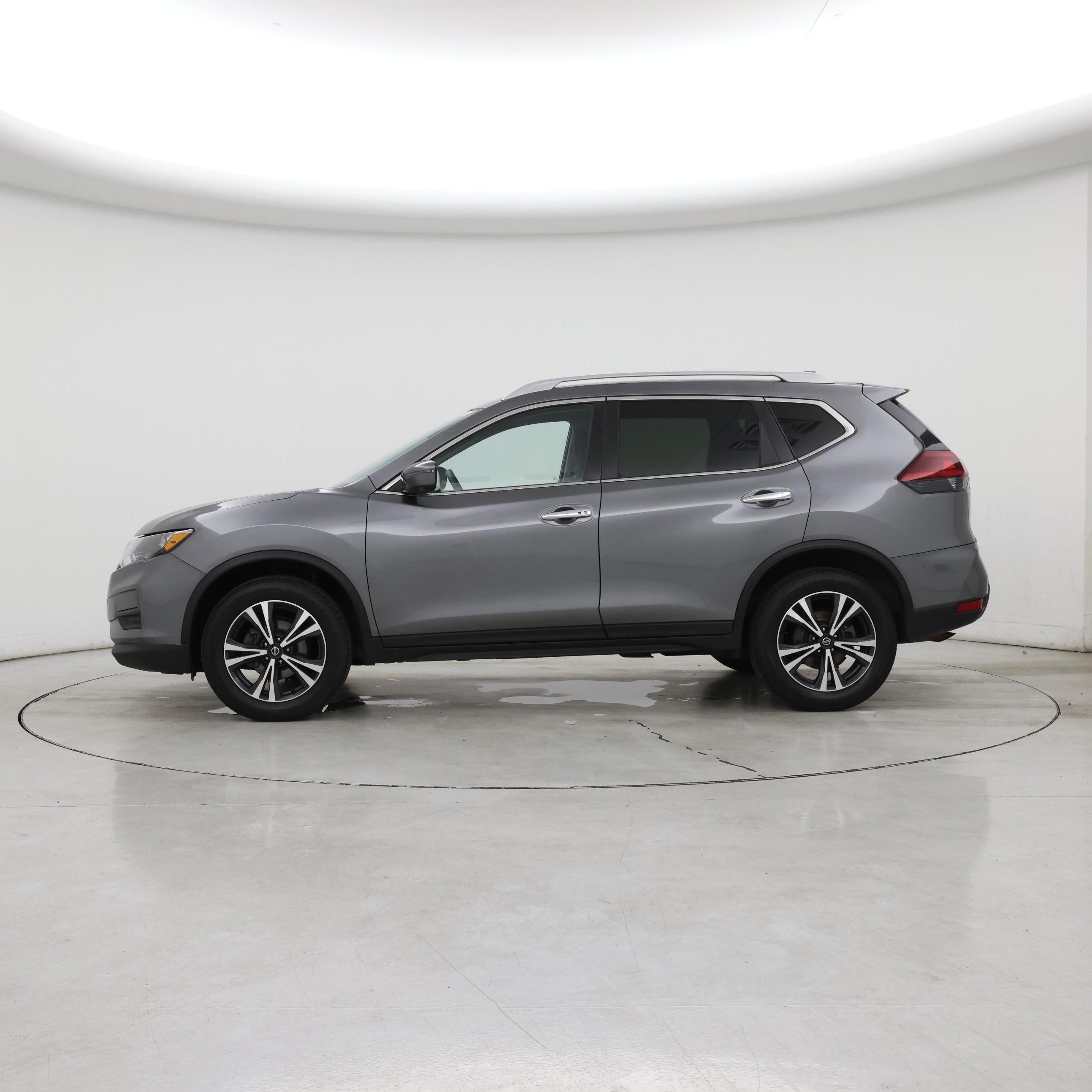 Thumbnail: 2020 Nissan Rogue - 3