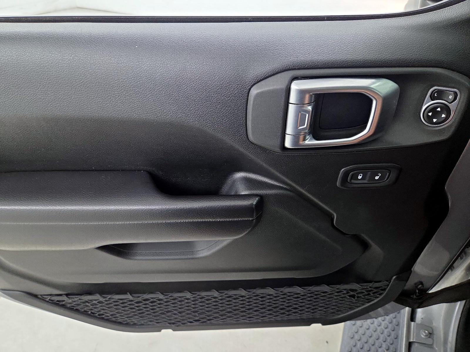 2020 Jeep Wrangler Unlimited Sport S - Photo 13