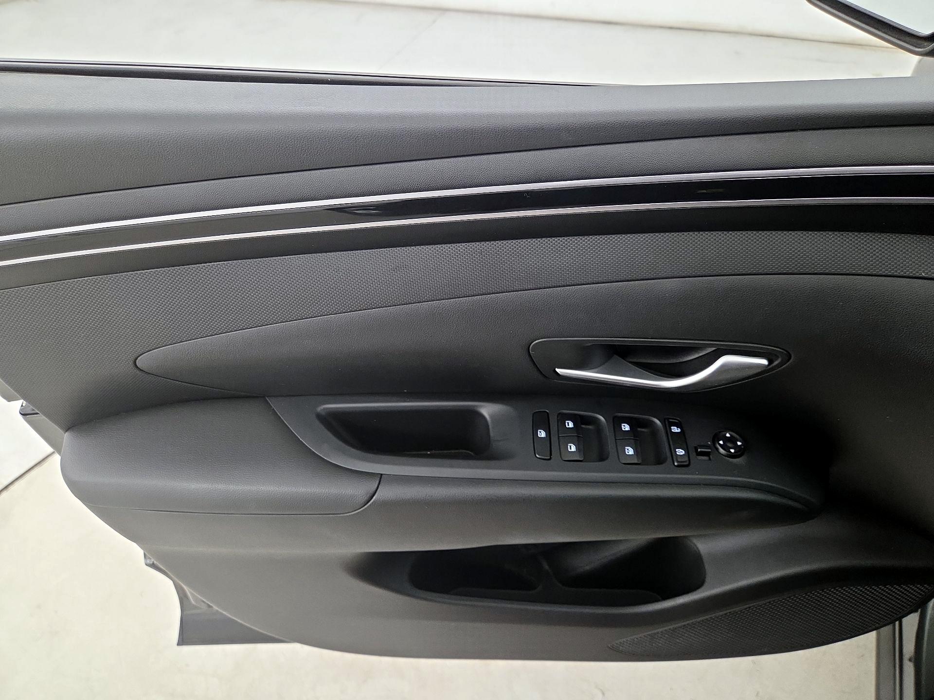 Thumbnail: 2023 Hyundai Tucson - 12