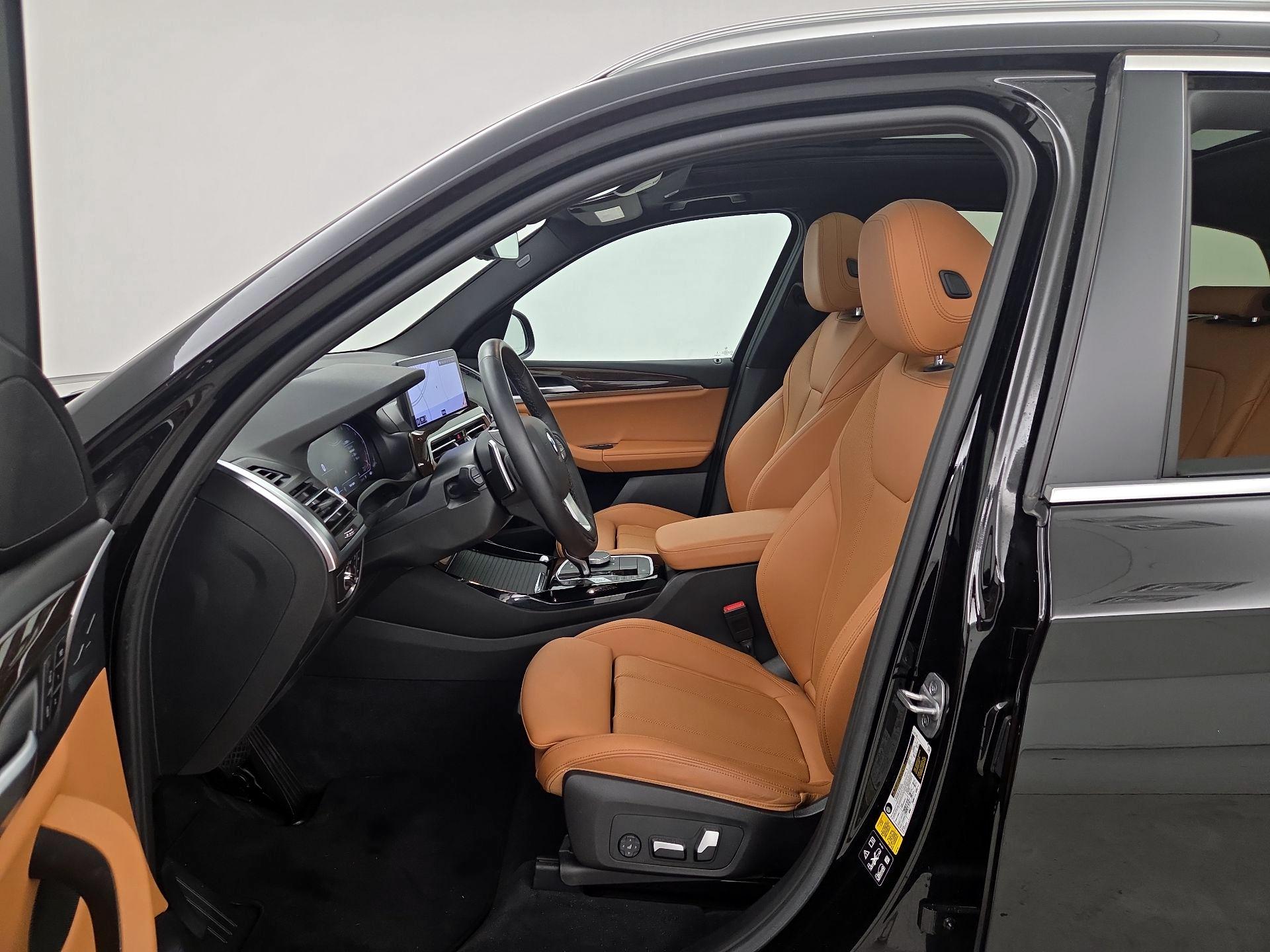 Thumbnail: 2023 BMW X3 - 11