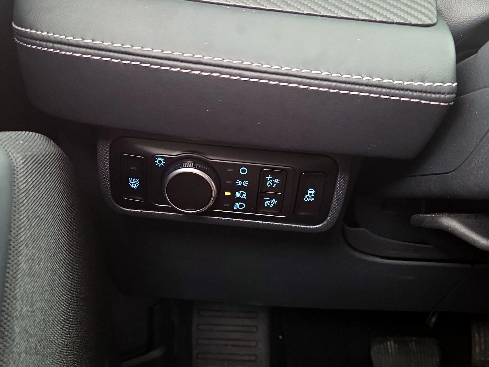 2025 Ford Mustang Mach-E Select AWD - Photo 14