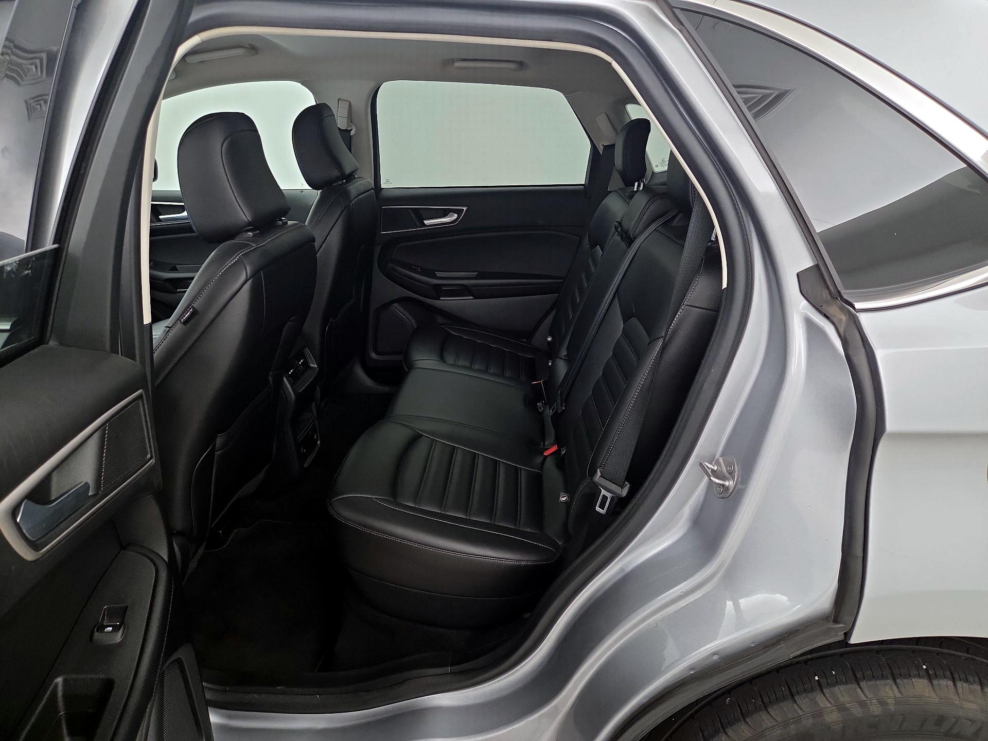 Thumbnail: 2022 Ford Edge - 19
