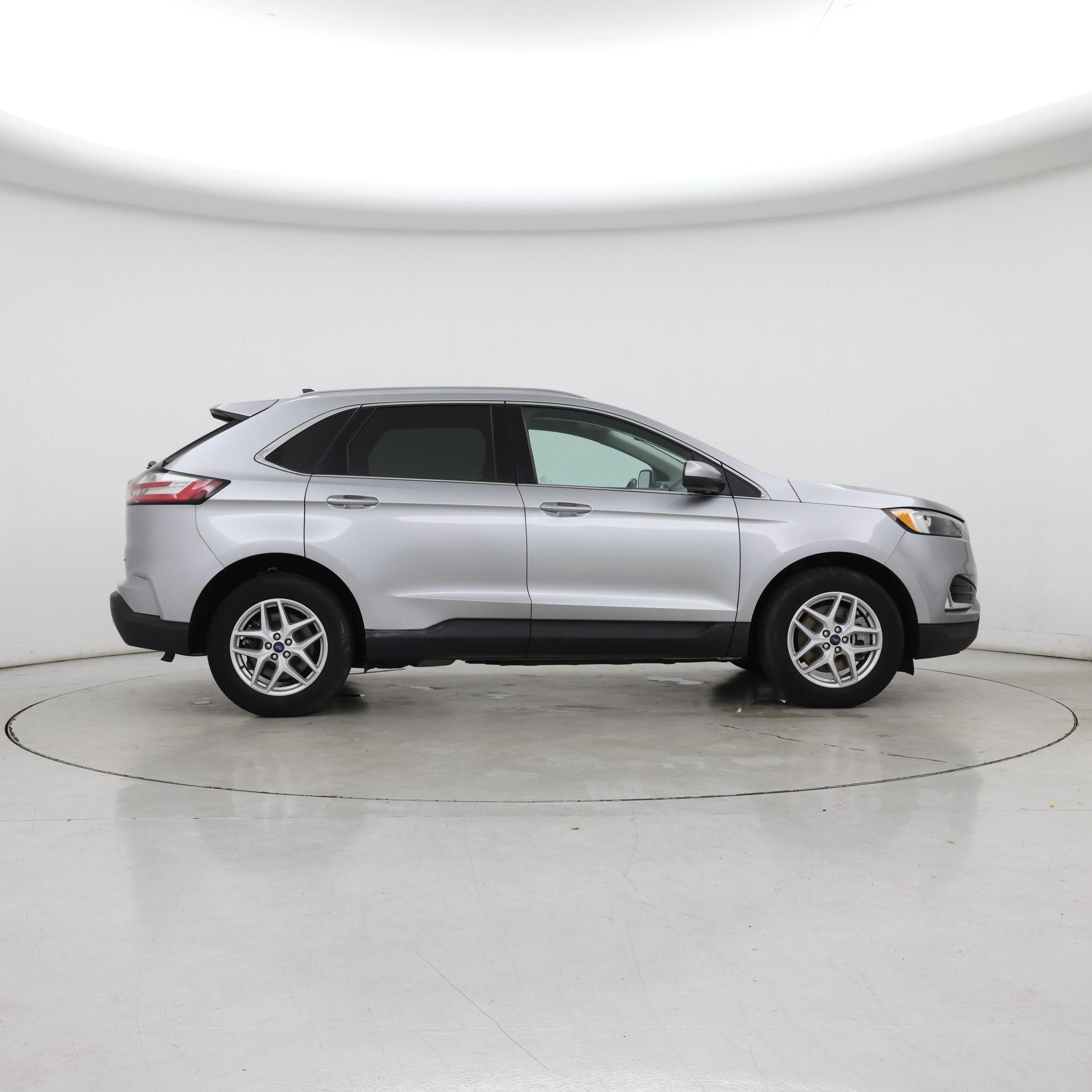 Thumbnail: 2022 Ford Edge - 7