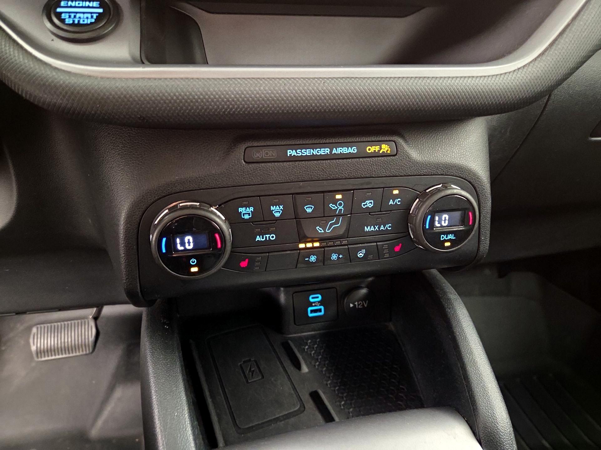 Thumbnail: 2021 Ford Bronco Sport - 16