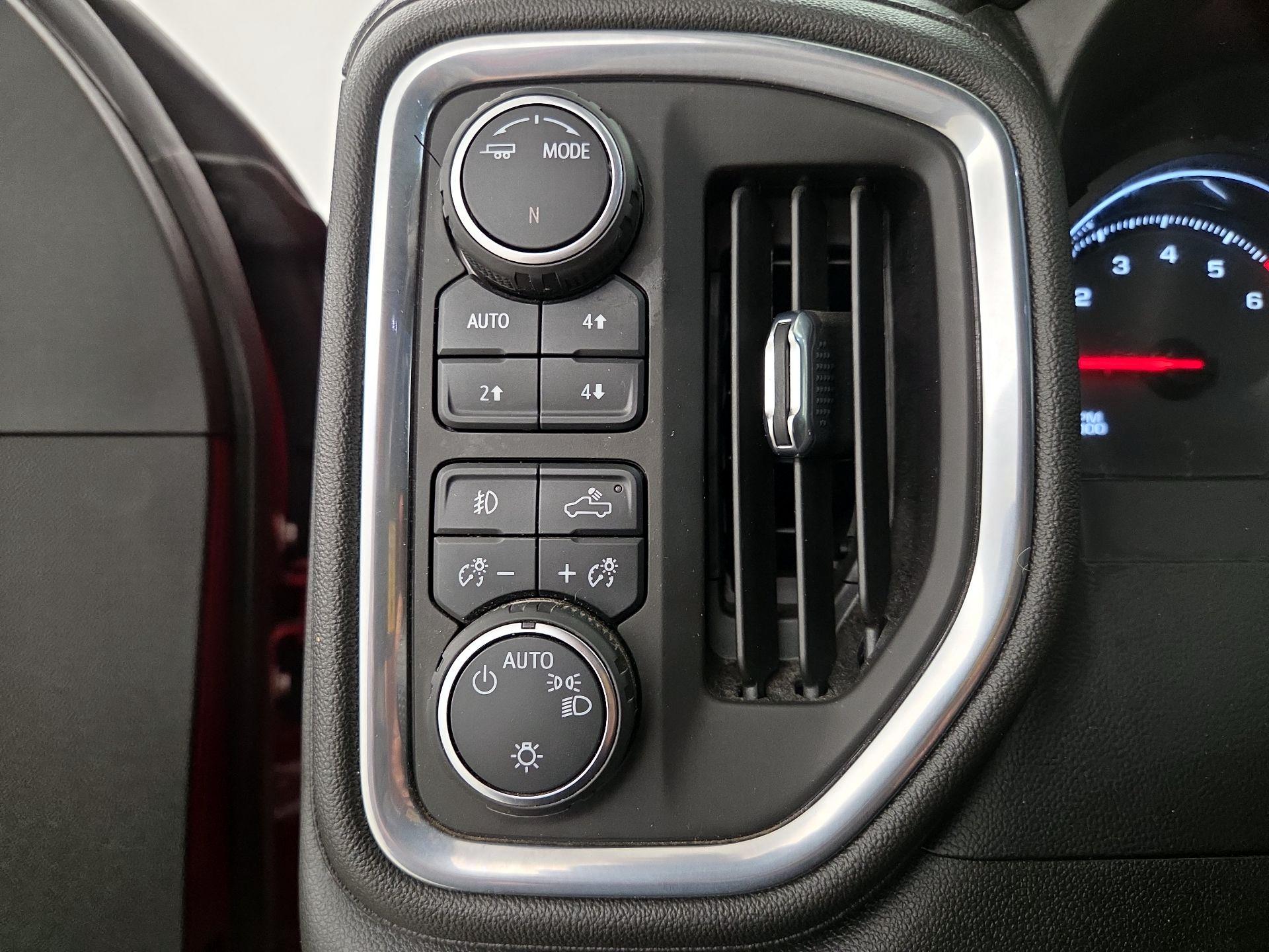 Thumbnail: 2022 Chevrolet Silverado 2500 - 13