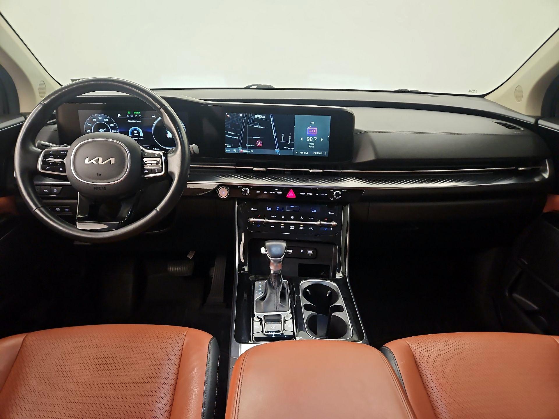 Thumbnail: 2022 Kia Carnival - 9