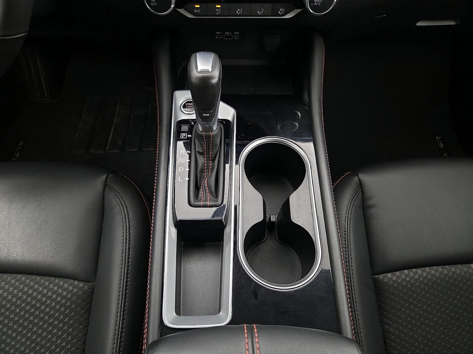 2024 Nissan Altima SR - Photo 18