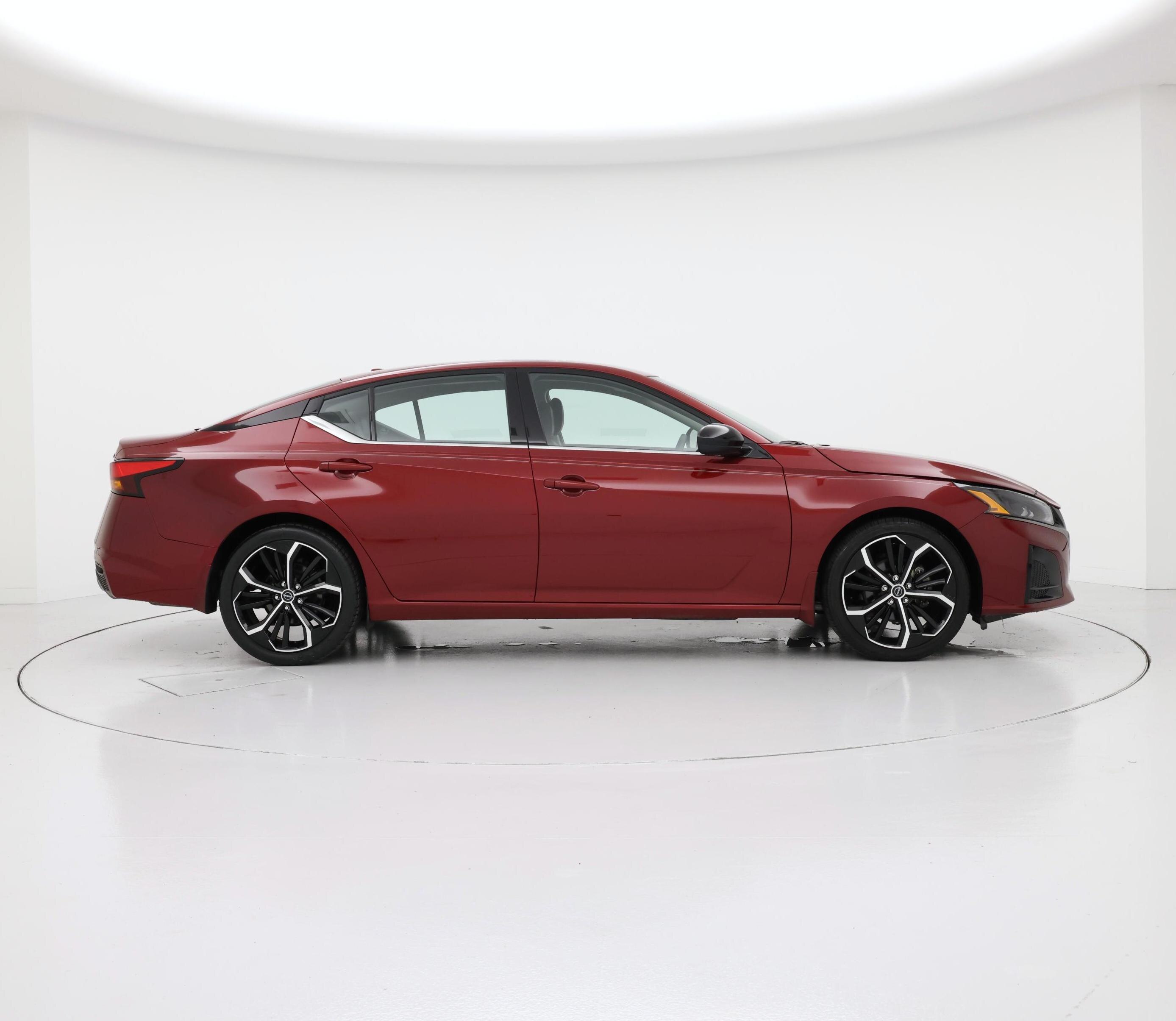 Thumbnail: 2024 Nissan Altima - 7