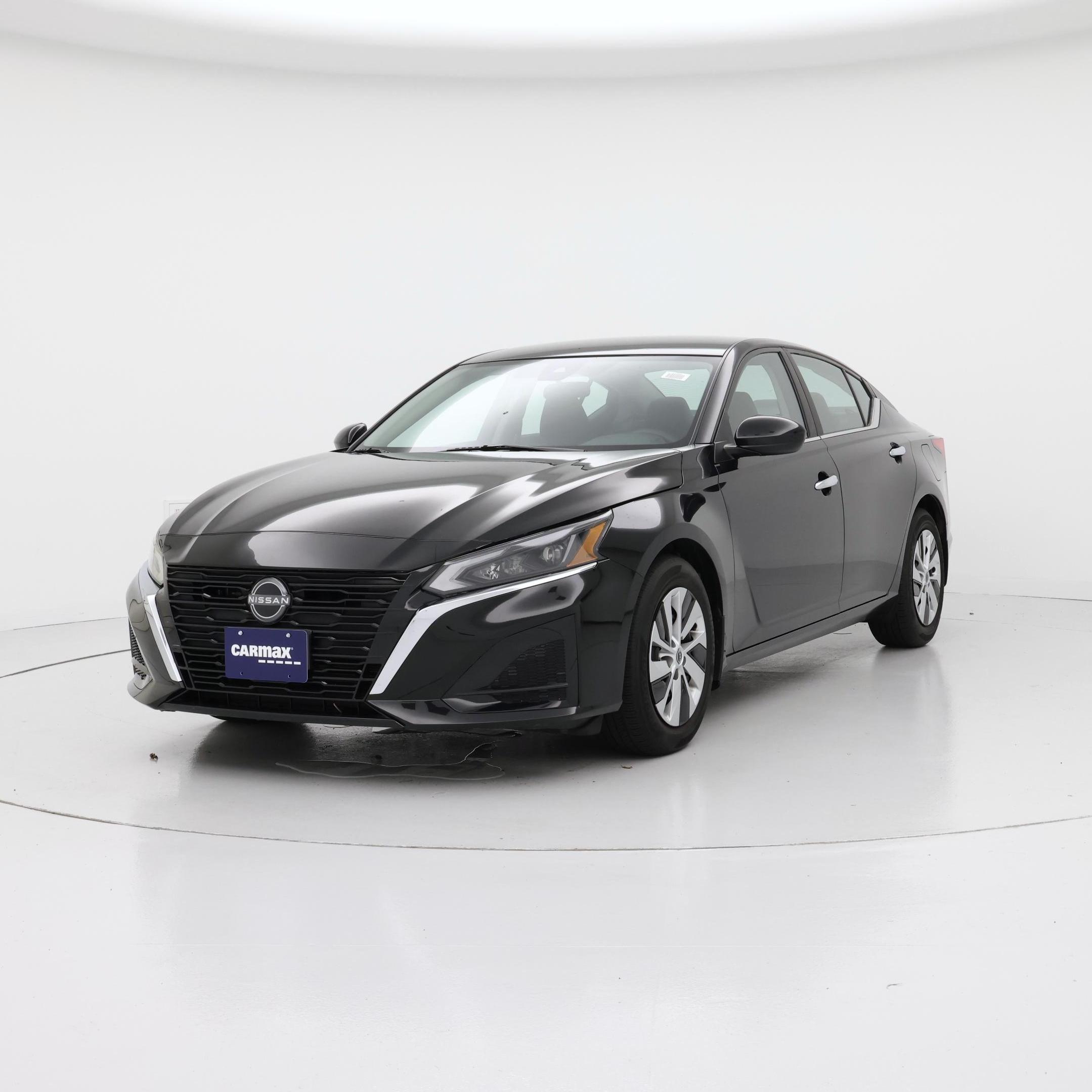 Thumbnail: 2023 Nissan Altima - 4