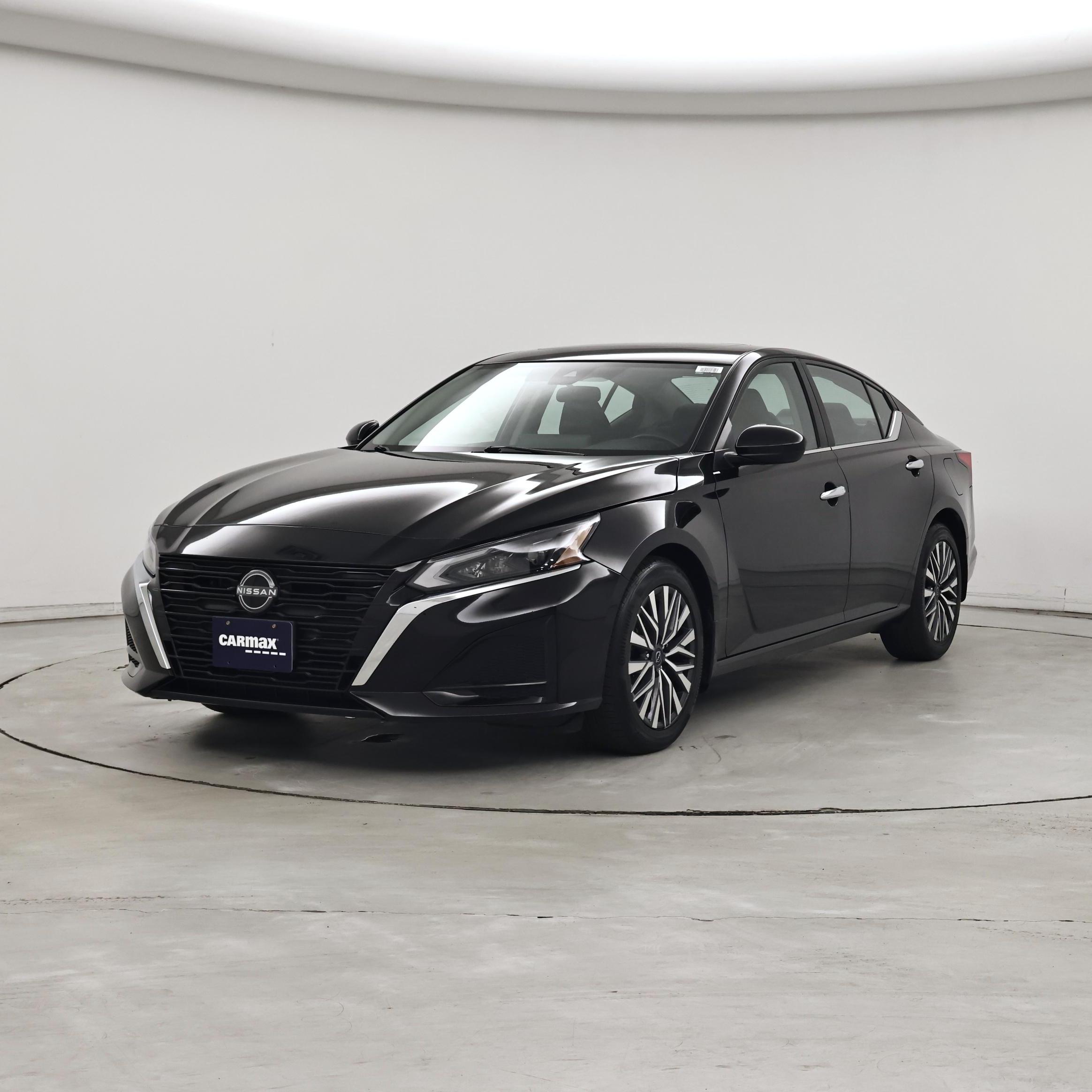Thumbnail: 2023 Nissan Altima - 4