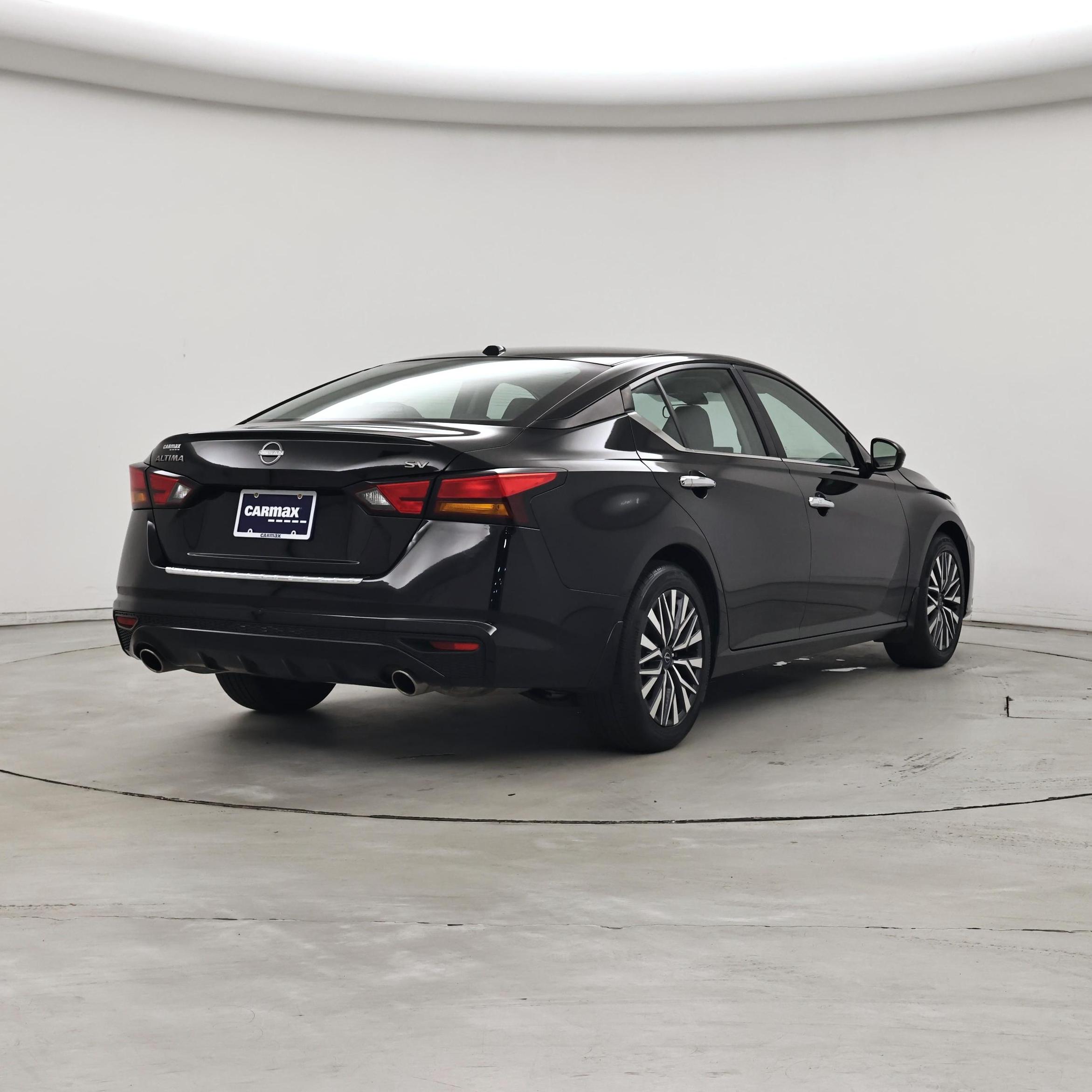 Thumbnail: 2023 Nissan Altima - 8