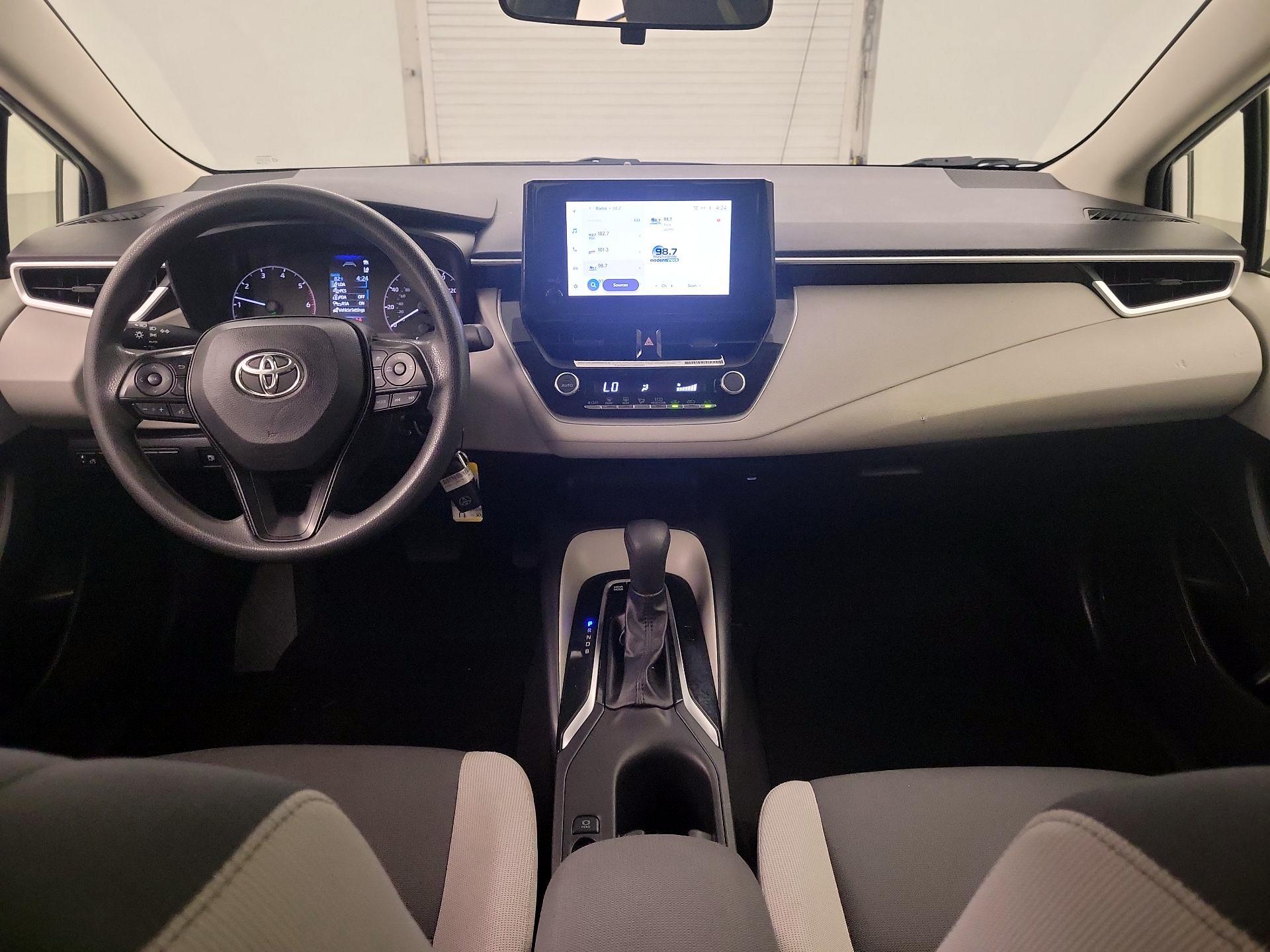 Thumbnail: 2023 Toyota Corolla - 9
