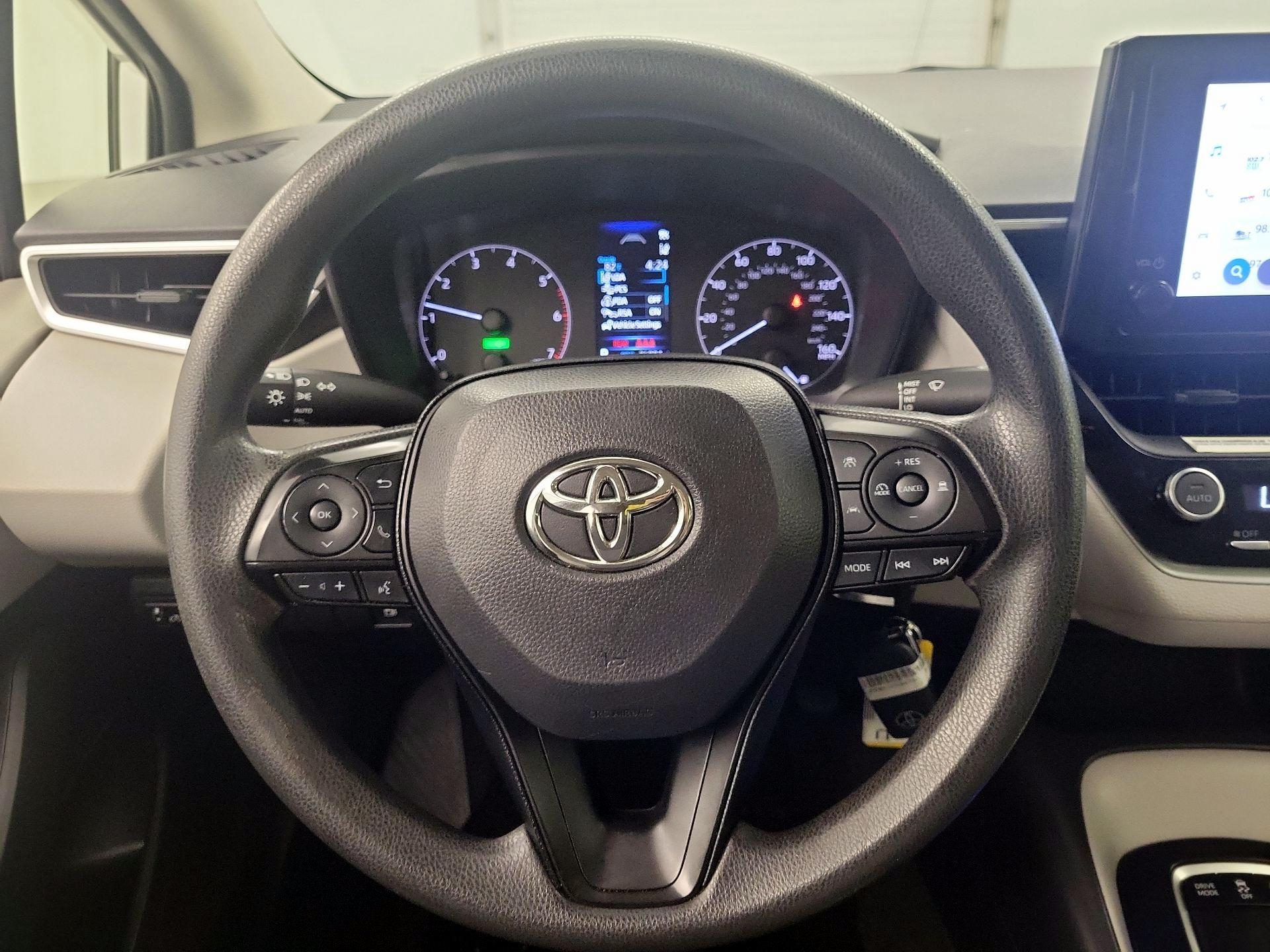 Thumbnail: 2023 Toyota Corolla - 10