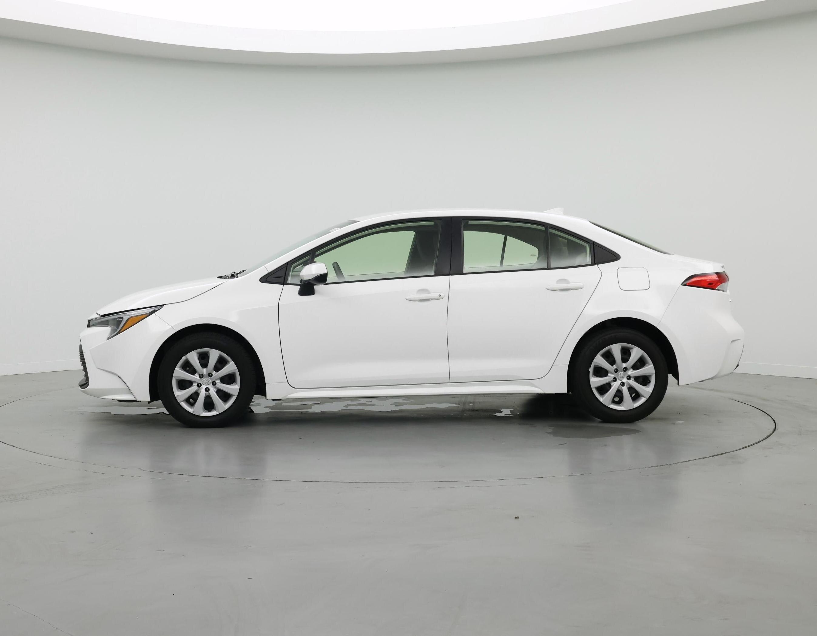 Thumbnail: 2023 Toyota Corolla - 3