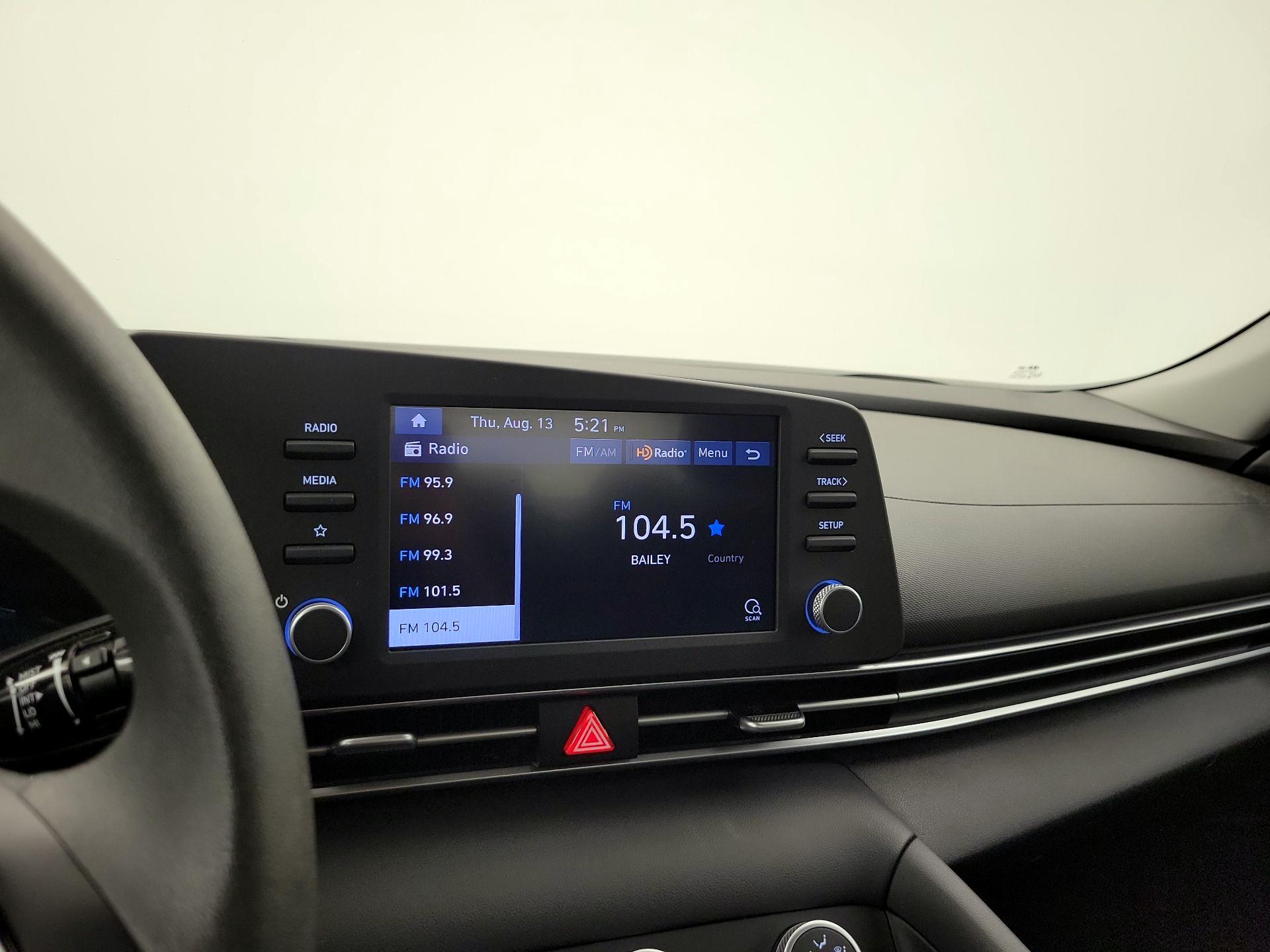 Thumbnail: 2022 Hyundai Elantra - 15
