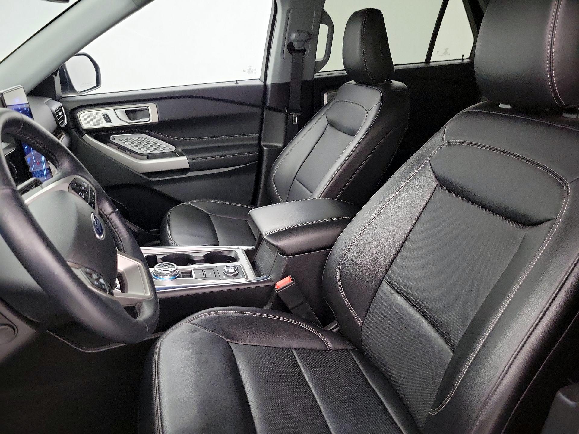 Thumbnail: 2023 Ford Explorer - 11