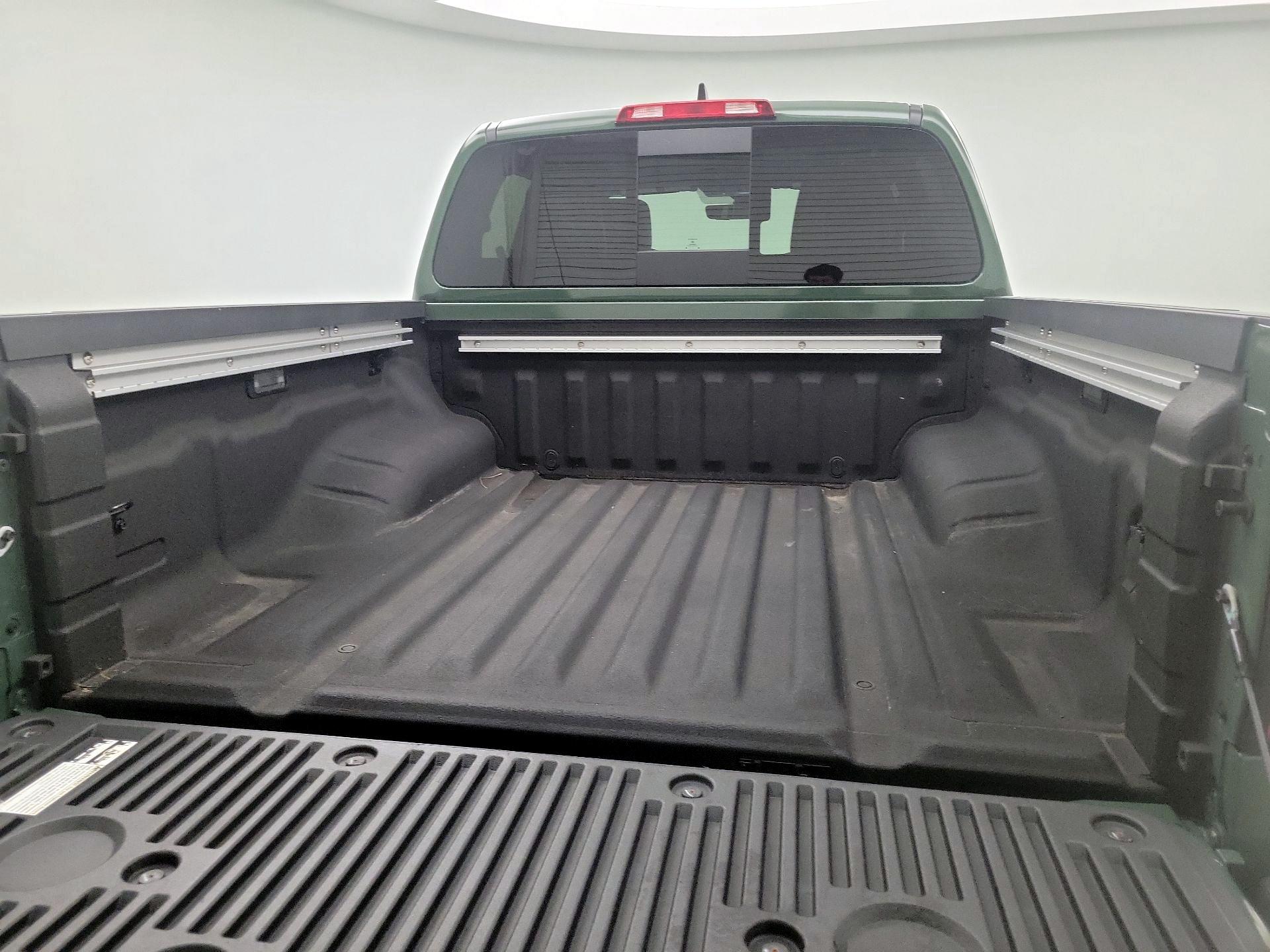 Thumbnail: 2024 Nissan Frontier - 20