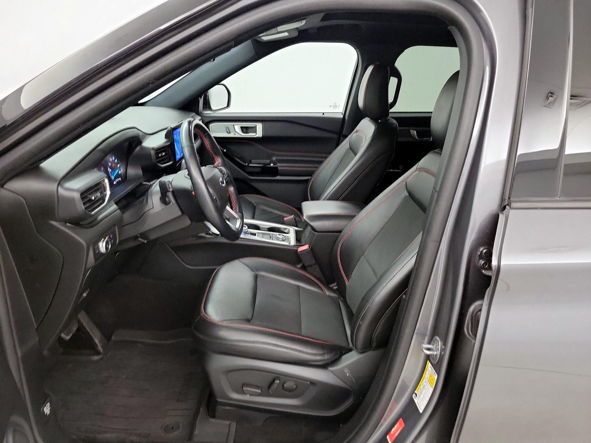 Thumbnail: 2022 Ford Explorer - 11