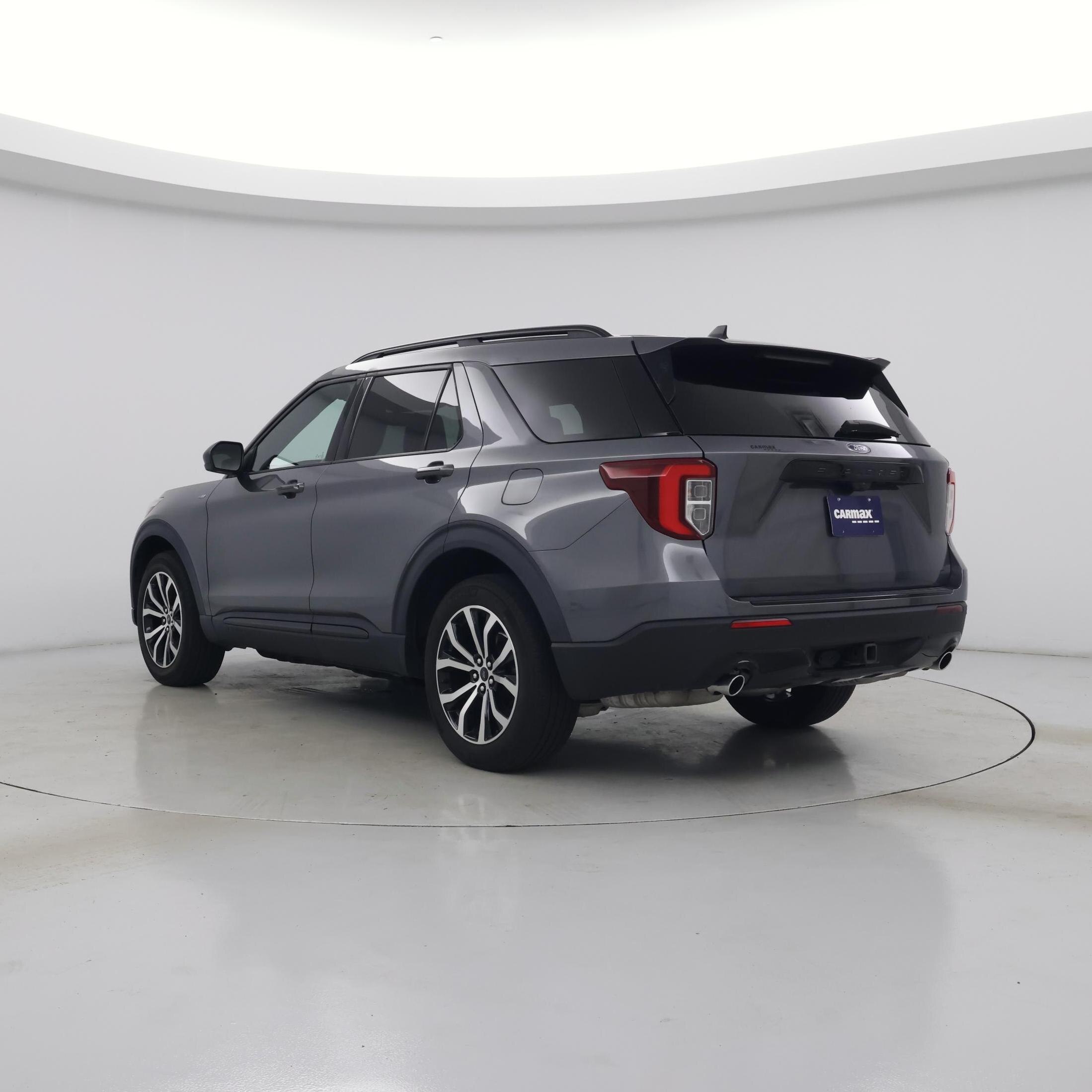 Thumbnail: 2022 Ford Explorer - 2