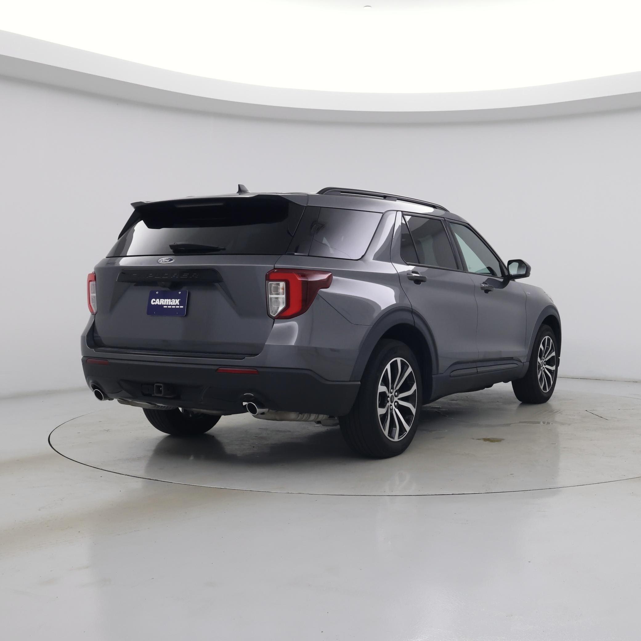 Thumbnail: 2022 Ford Explorer - 8
