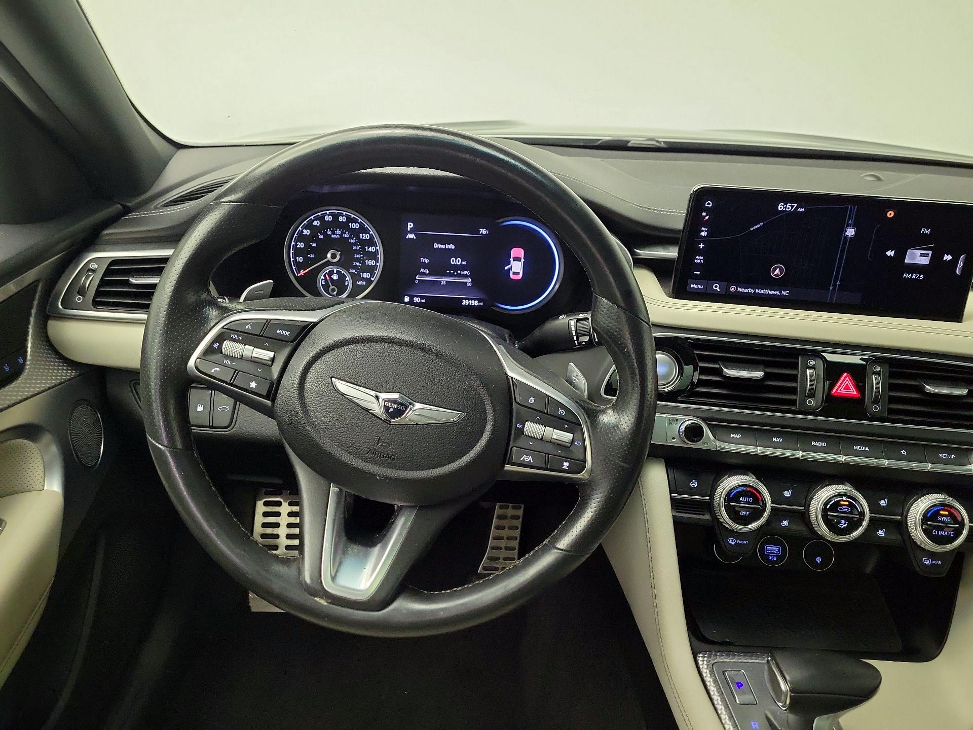 Thumbnail: 2023 Genesis G70 - 10