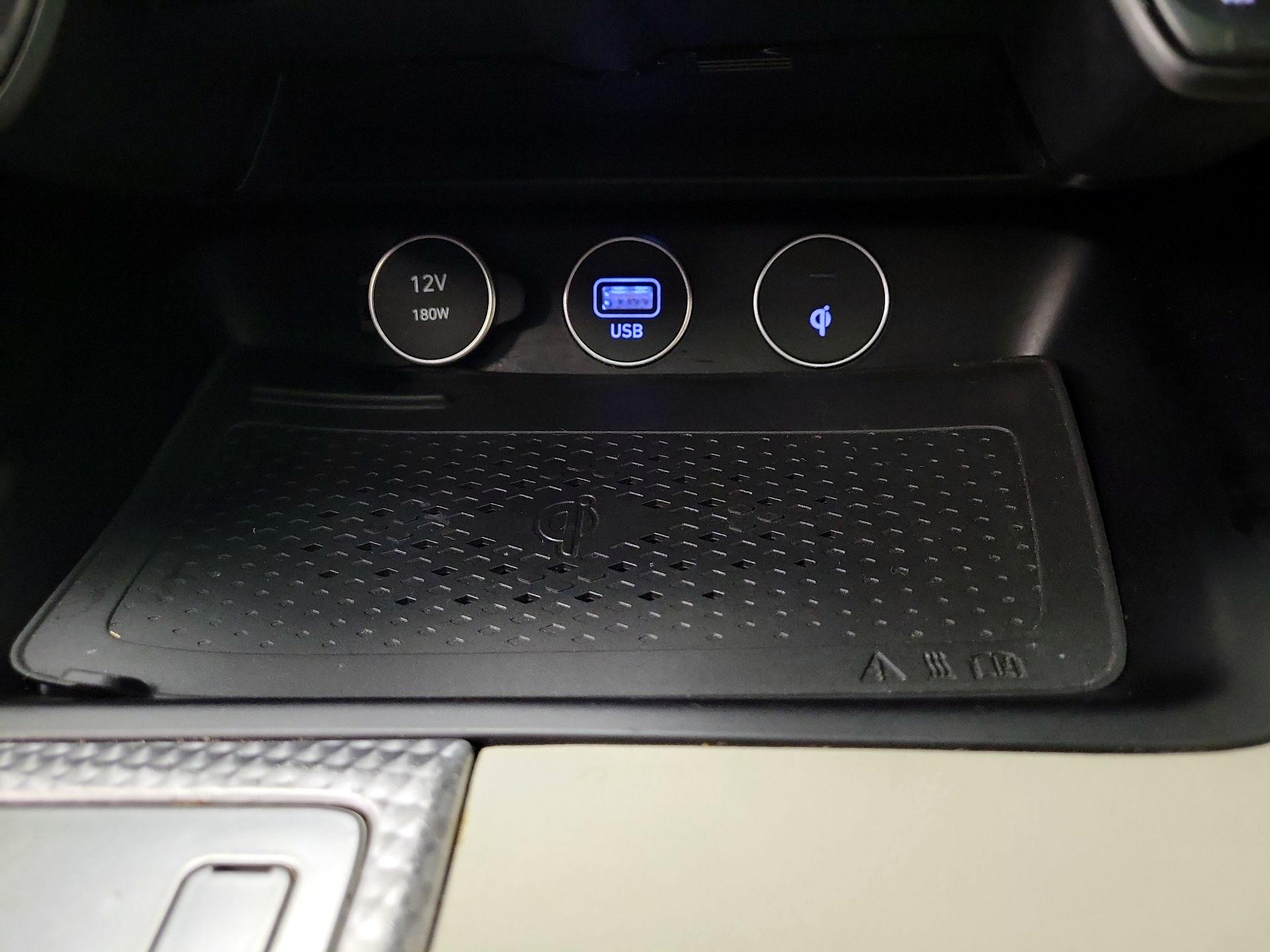 Thumbnail: 2023 Genesis G70 - 19