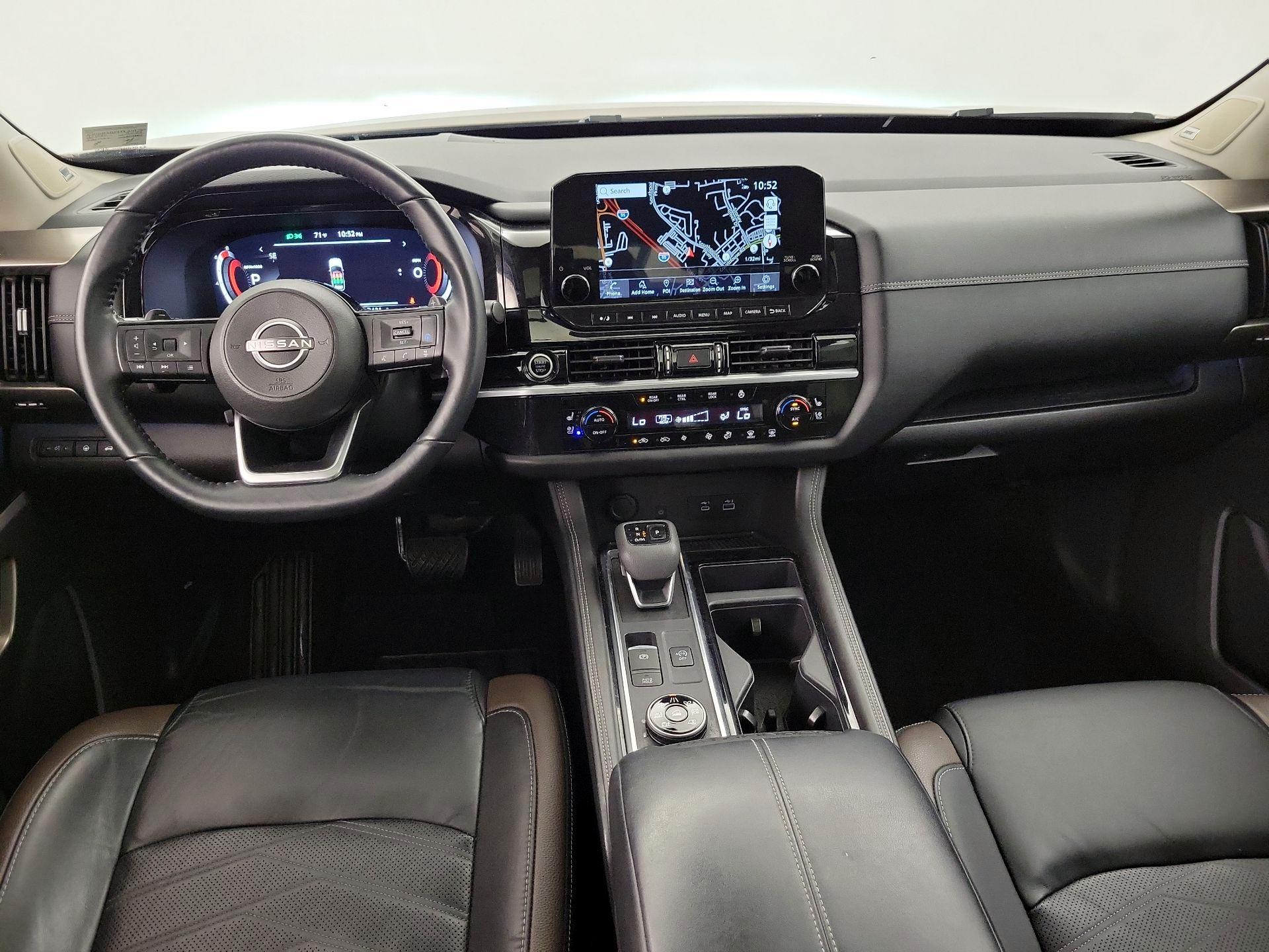 Thumbnail: 2023 Nissan Pathfinder - 9