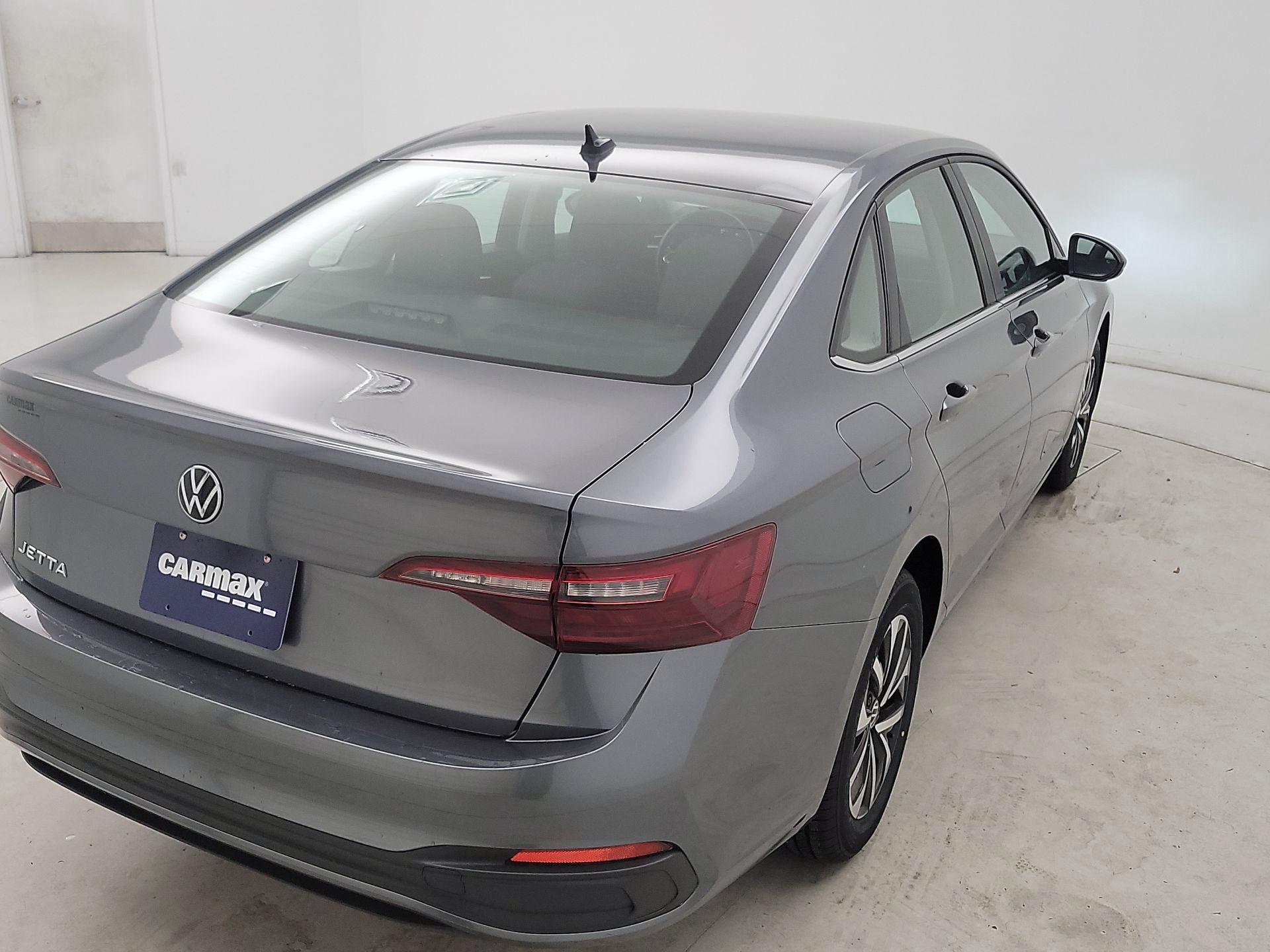 Thumbnail: 2024 Volkswagen Jetta - 5