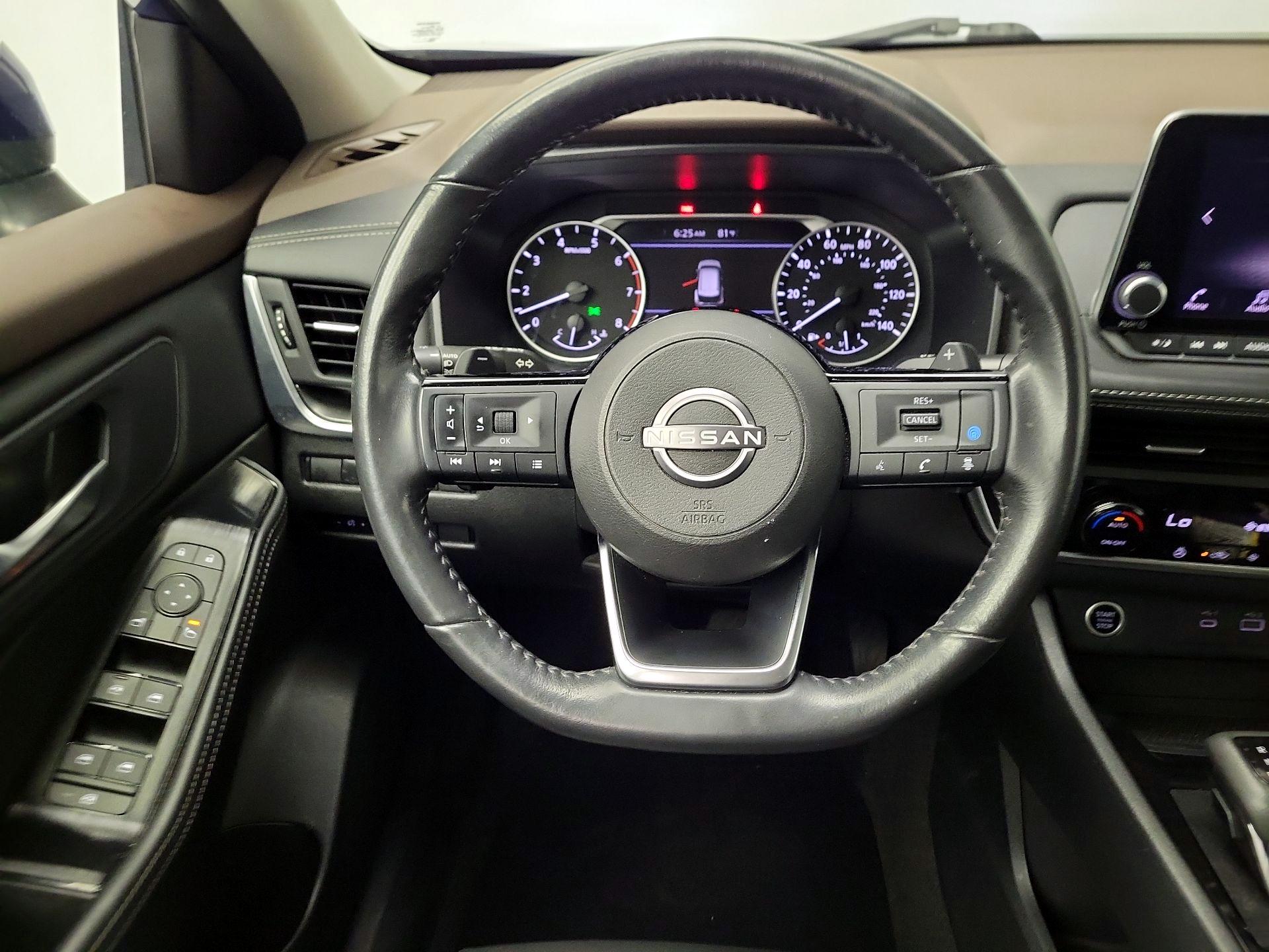 Thumbnail: 2023 Nissan Rogue - 10