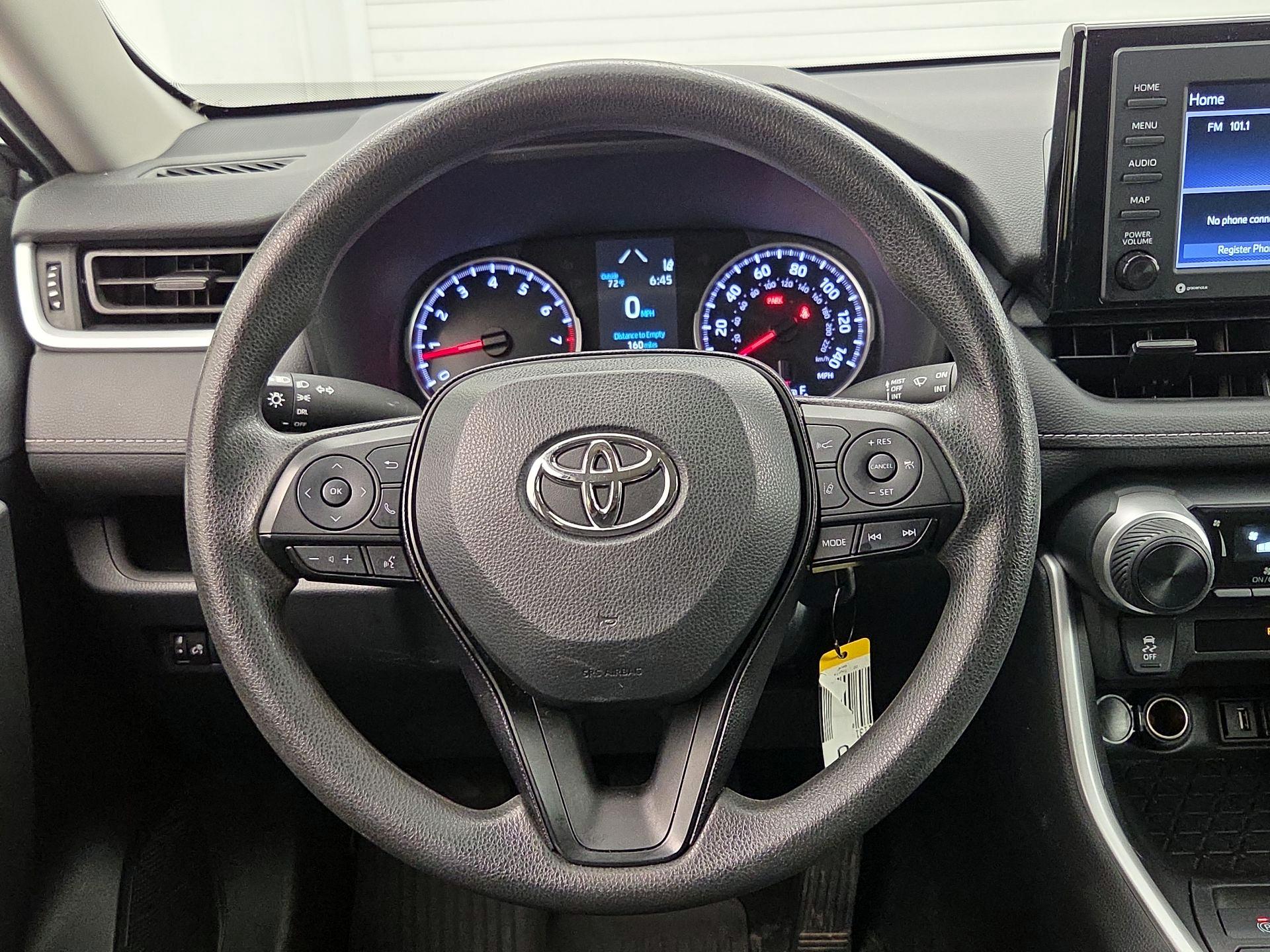 Thumbnail: 2022 Toyota RAV4 - 10
