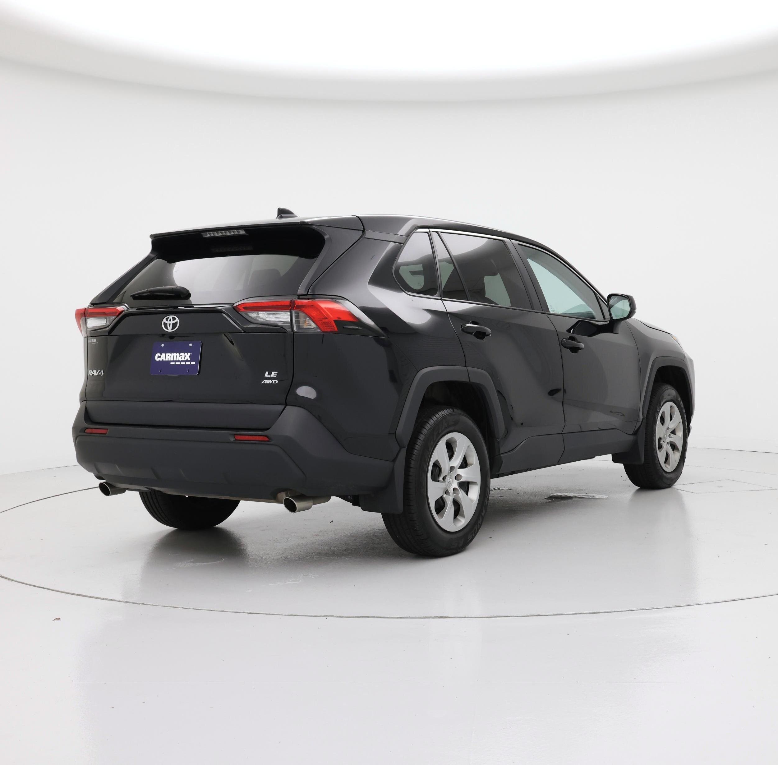 Thumbnail: 2022 Toyota RAV4 - 8