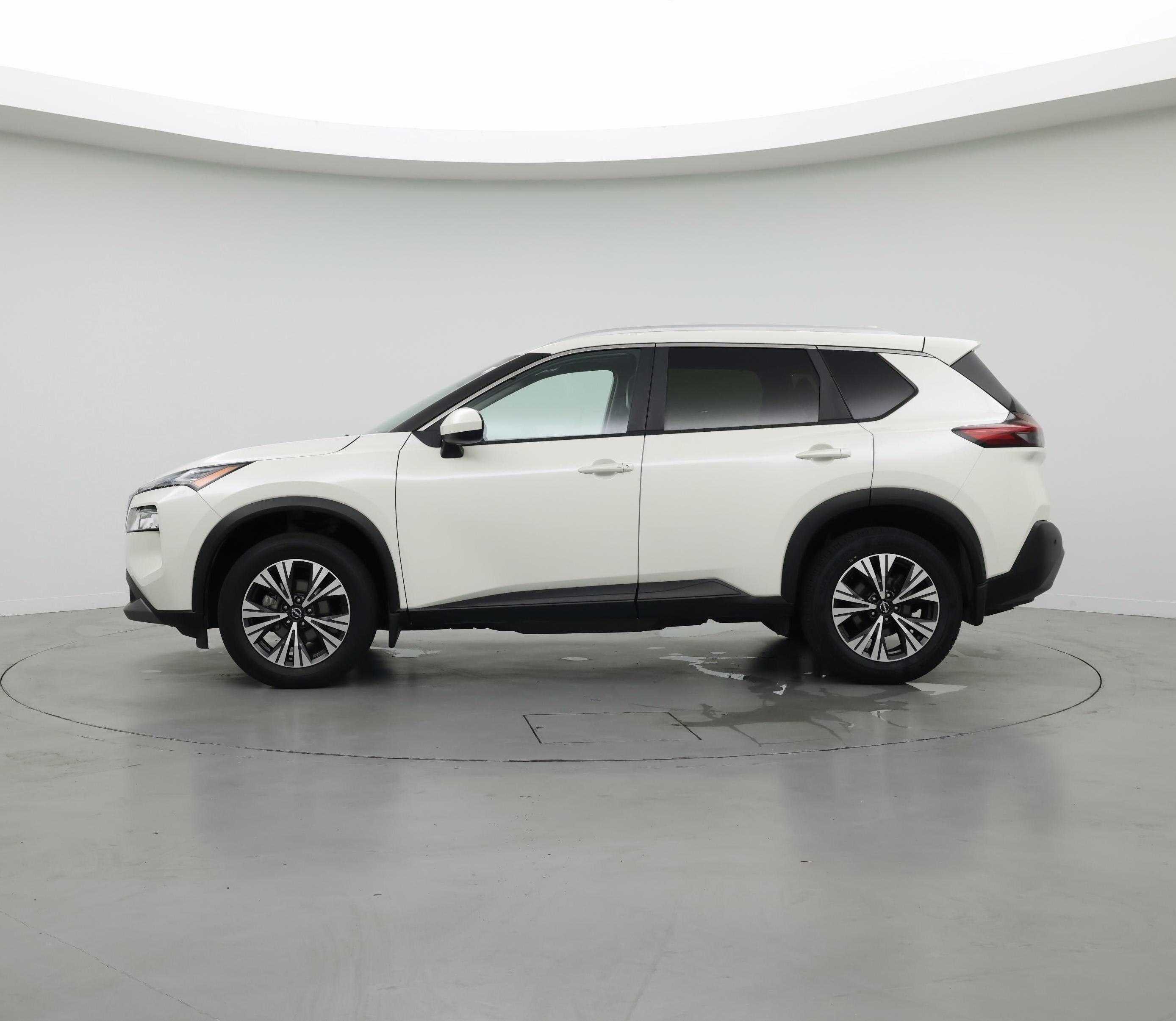 Thumbnail: 2023 Nissan Rogue - 3