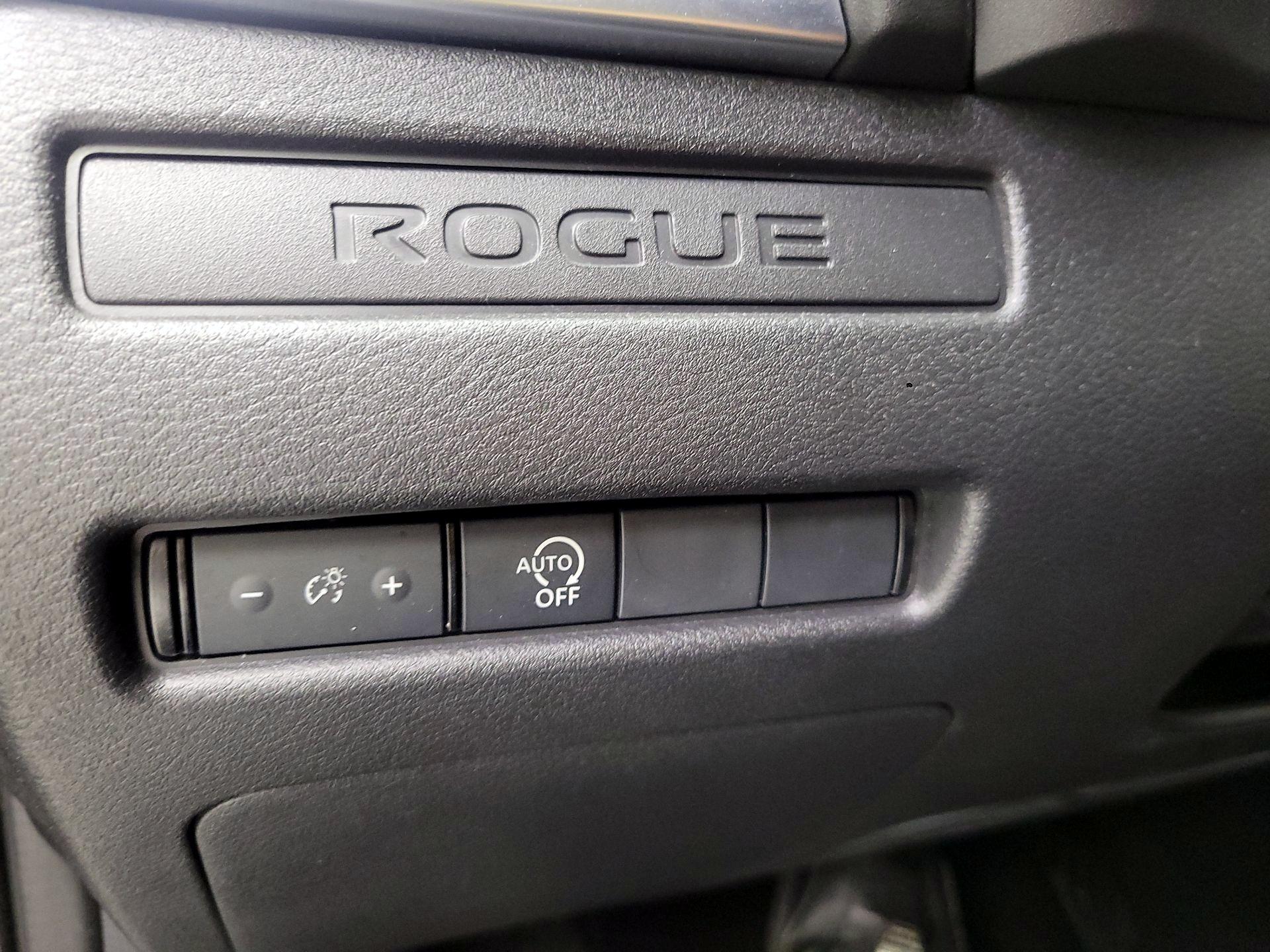 Thumbnail: 2023 Nissan Rogue - 13