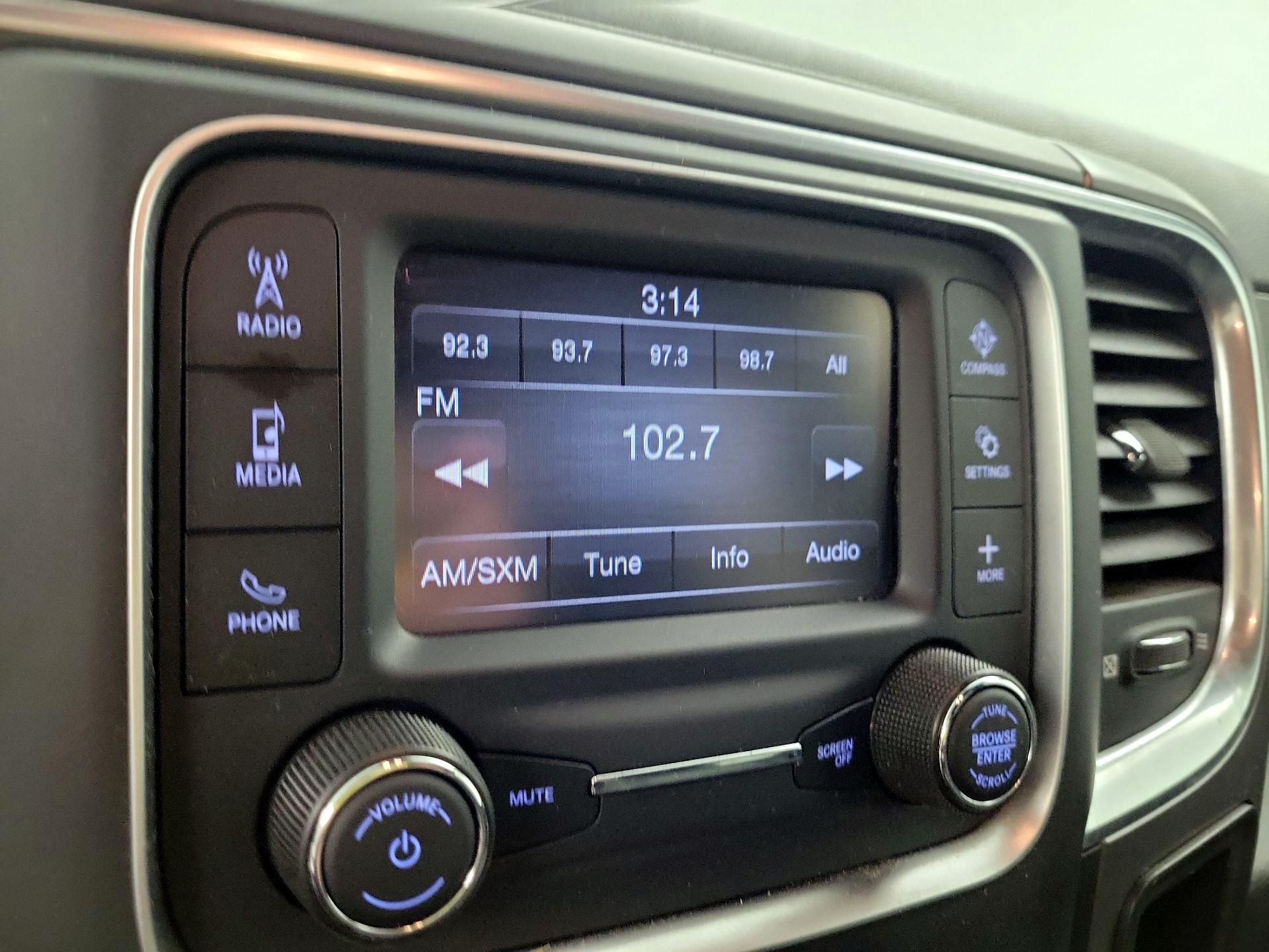 Thumbnail: 2021 RAM 1500 Classic - 15